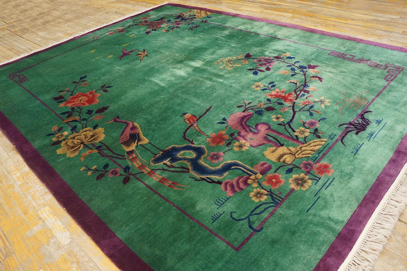 1920s Chinese Art Deco Carpet ( 9' x 11' 8'' - 275 x 355 cm ) In Good Condition For Sale In New York, NY