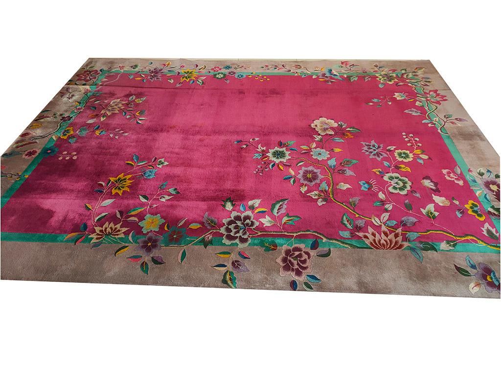 Antique Chinese Art Deco Rug In Good Condition For Sale In New York, NY