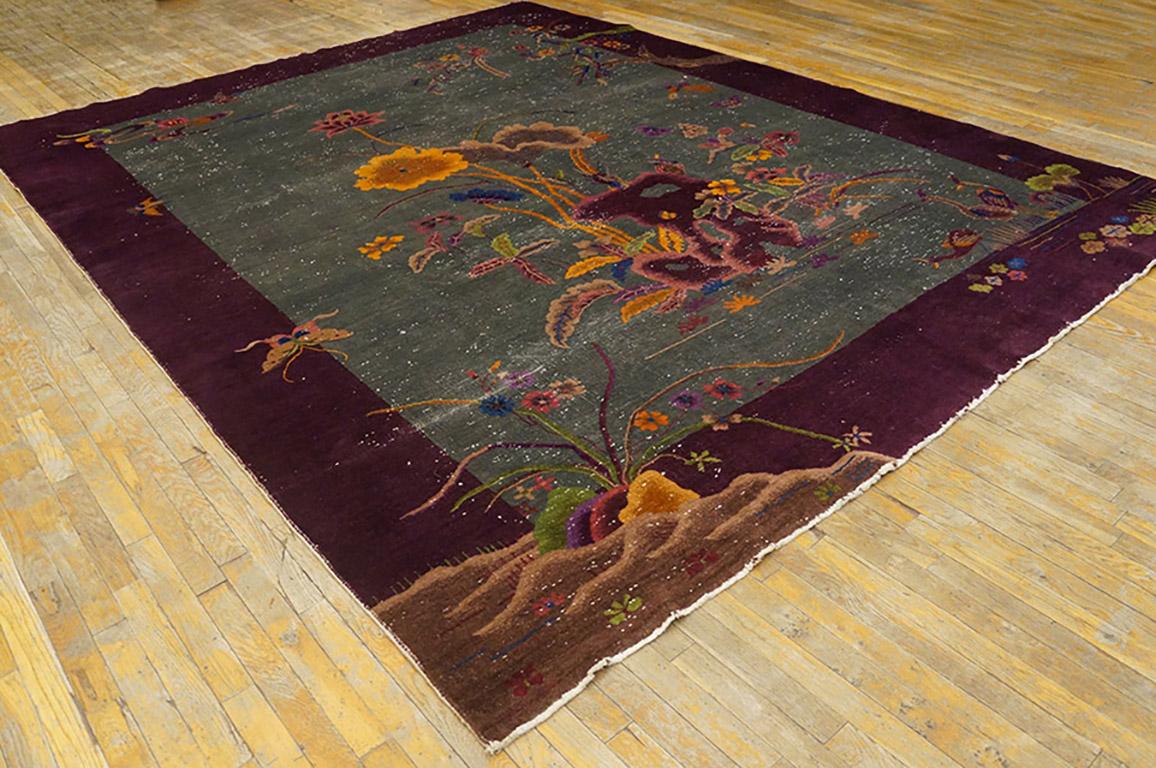 Antique Chinese Art Deco rug. Size: 9'0