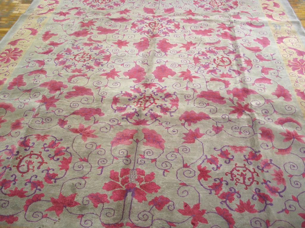 Antike  Chinesischer Art-Déco-Teppich im chinesischen Stil, 2,13 m x 2,13 m. (Wolle) im Angebot