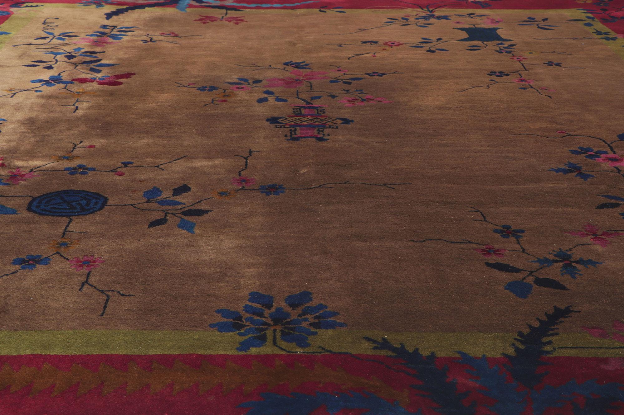 Antique Chinese Art Deco Rug In Good Condition For Sale In Dallas, TX