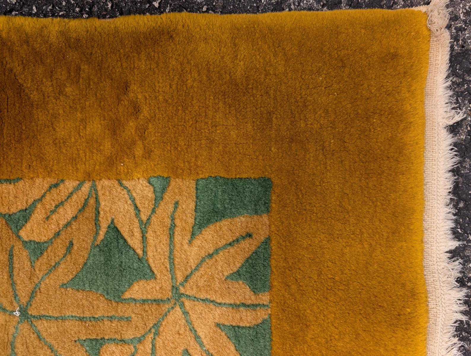 Tappeto antico cinese Art Deco, tessuto a mano, 8×11 In condizioni buone in vendita a Oakwood, GA