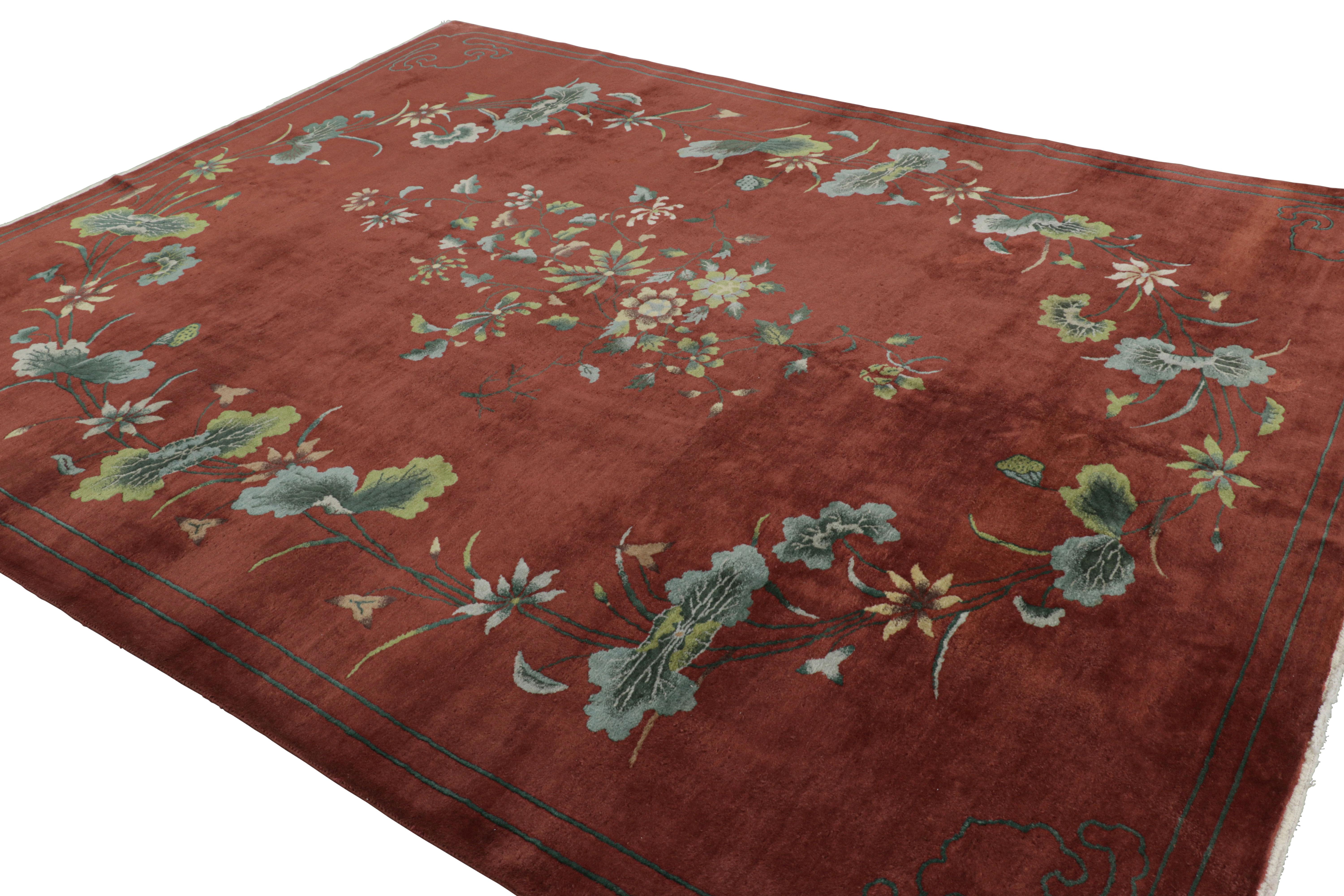 Annodato a mano Tappeto antico cinese Art Deco in borgogna con motivi floreali - Rug & Kilim in vendita
