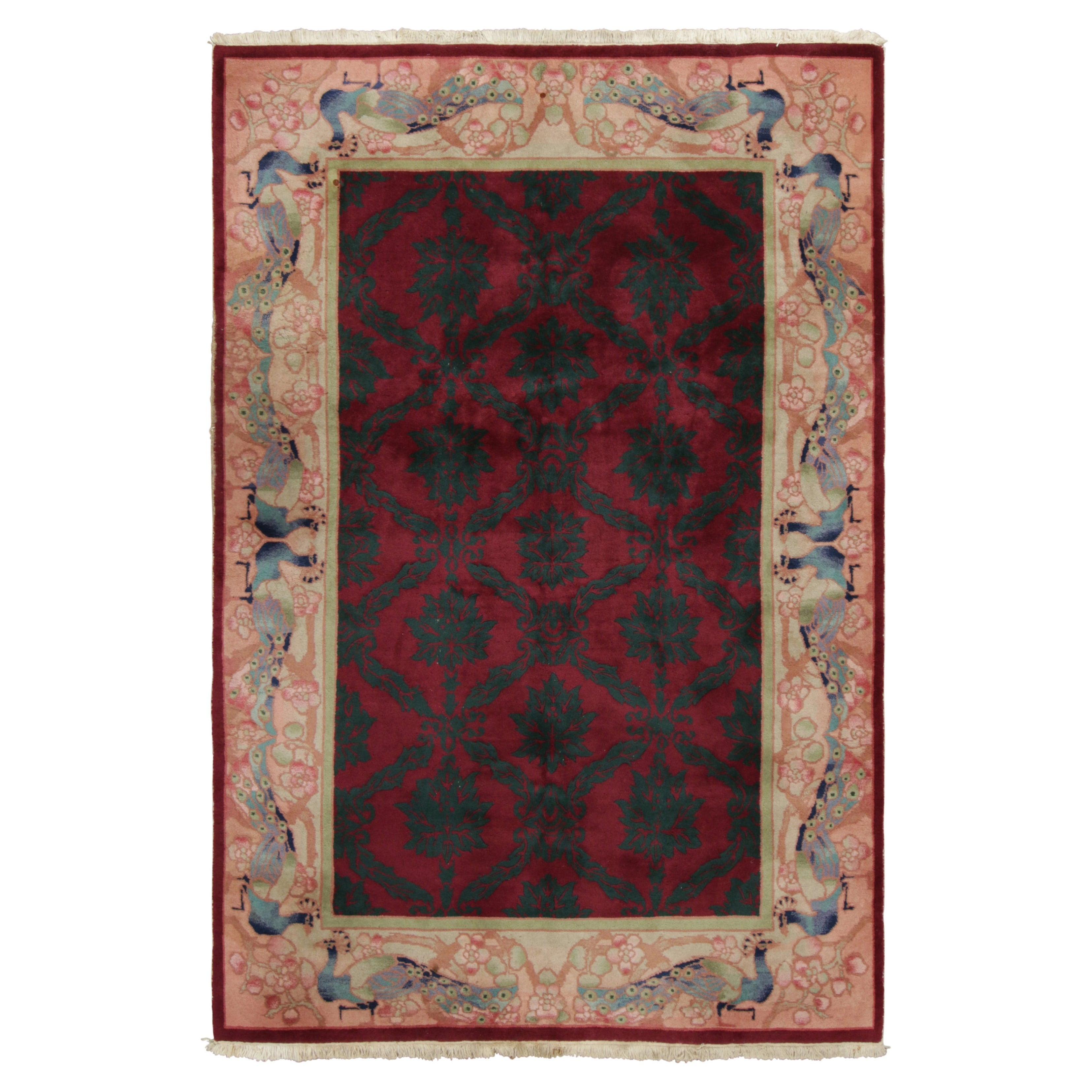 Ancien tapis chinois Art déco en Bourgogne avec fleurs et pictogrammes - Rug 
Kilim en vente