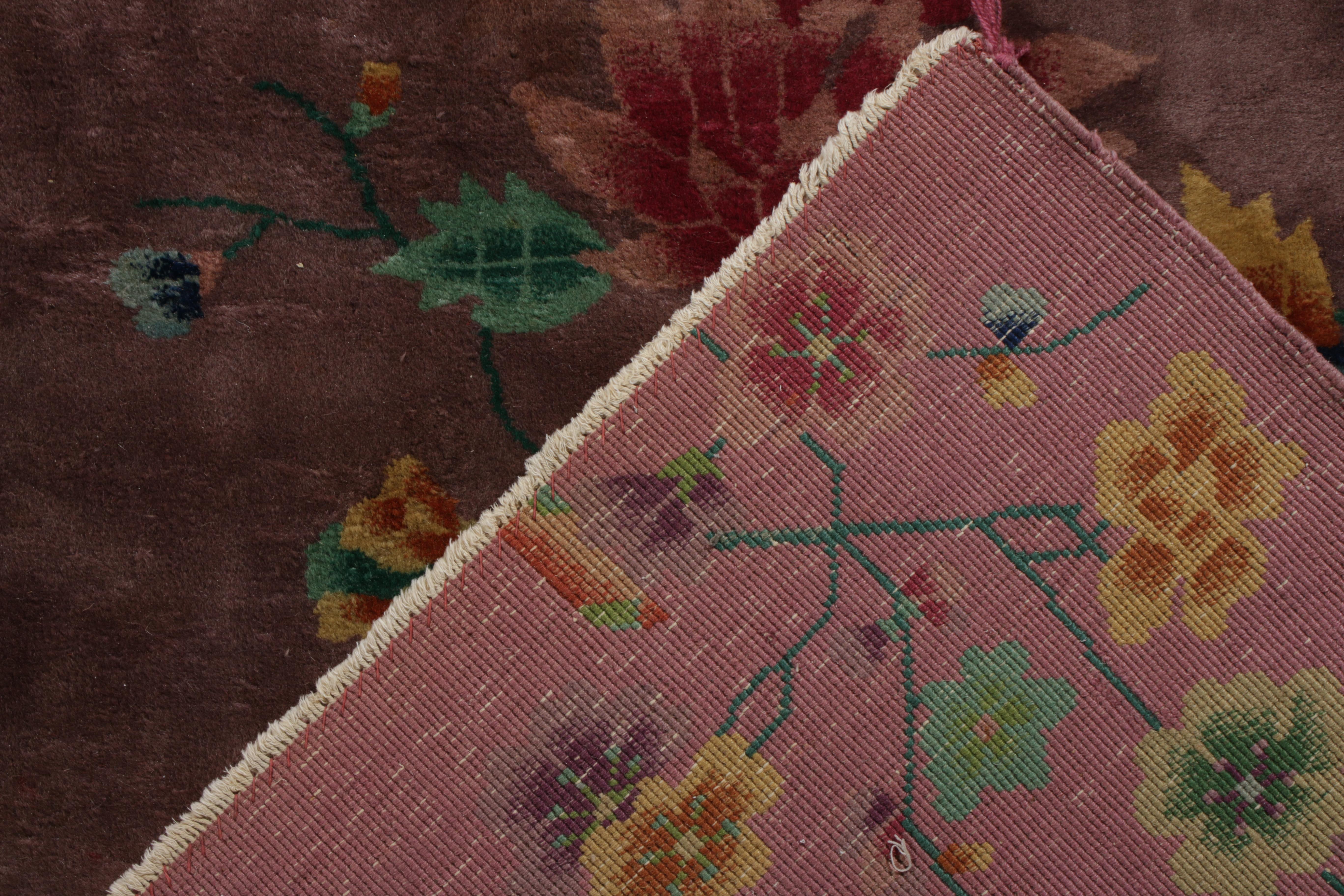 Tapis chinois Art Déco ancien violet en laine et soie par Rug & Kilim Excellent état - En vente à Long Island City, NY