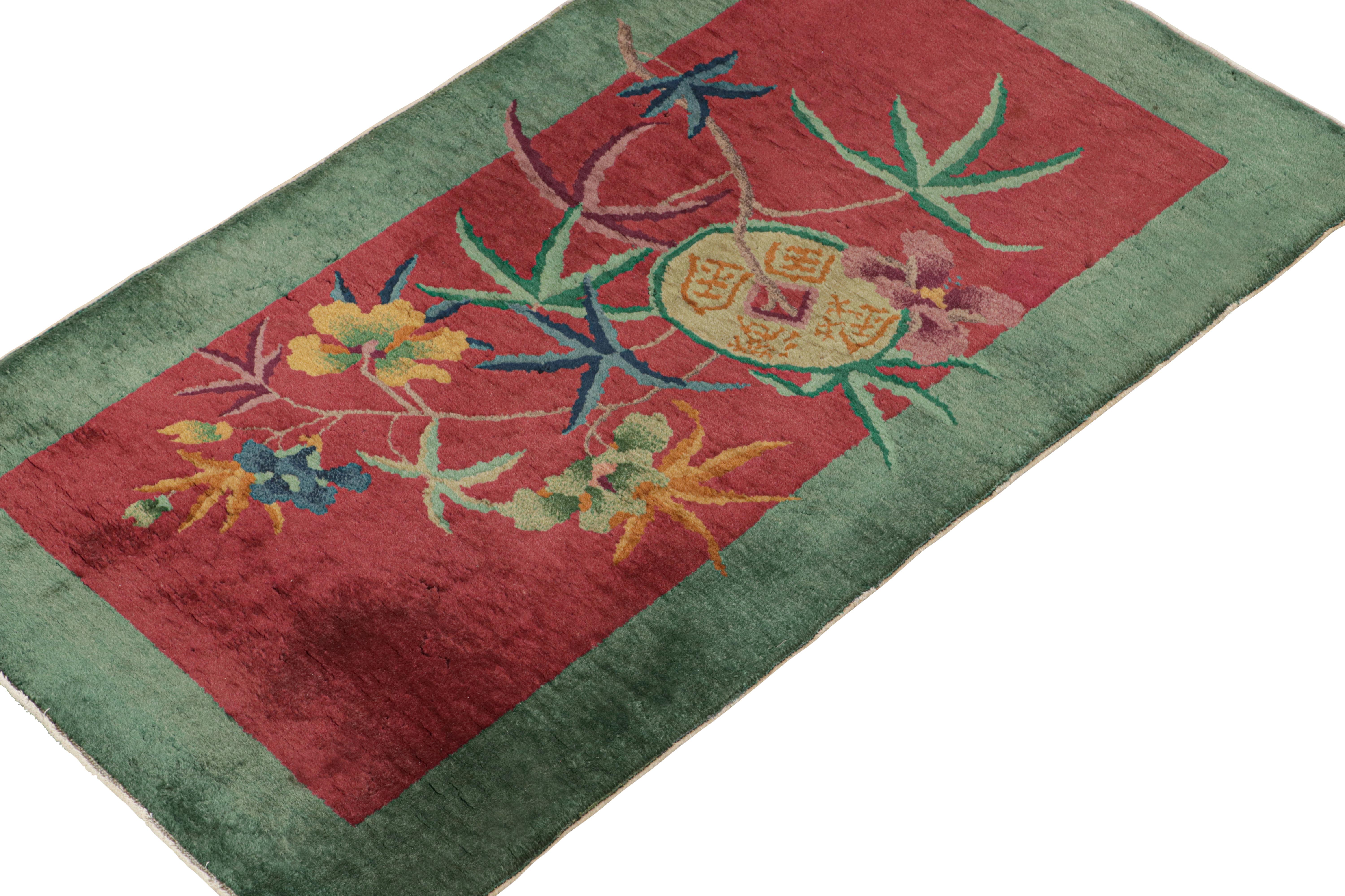 Antique Chinese Art Deco Rug in Red & Green with Floral Pattern In Good Condition For Sale In Long Island City, NY