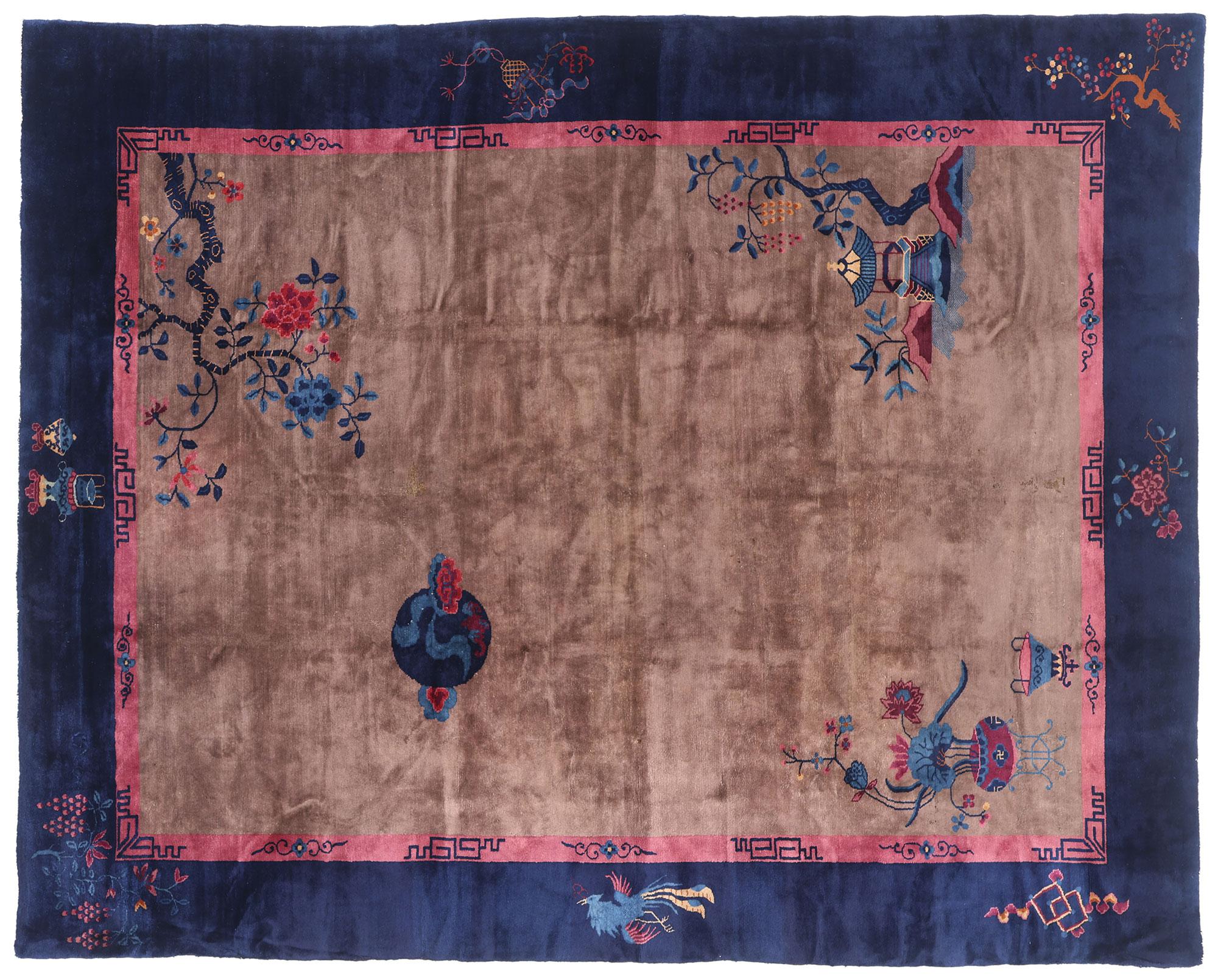Antique Chinese Art Deco Rug with Traditional Style For Sale 5