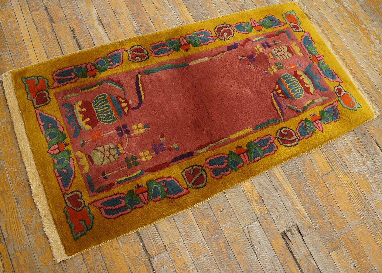 1920s Chinese Art Deco Carpet ( 2' 1'' x 3' 3'' - 63 x 99 cm ) In Good Condition For Sale In New York, NY
