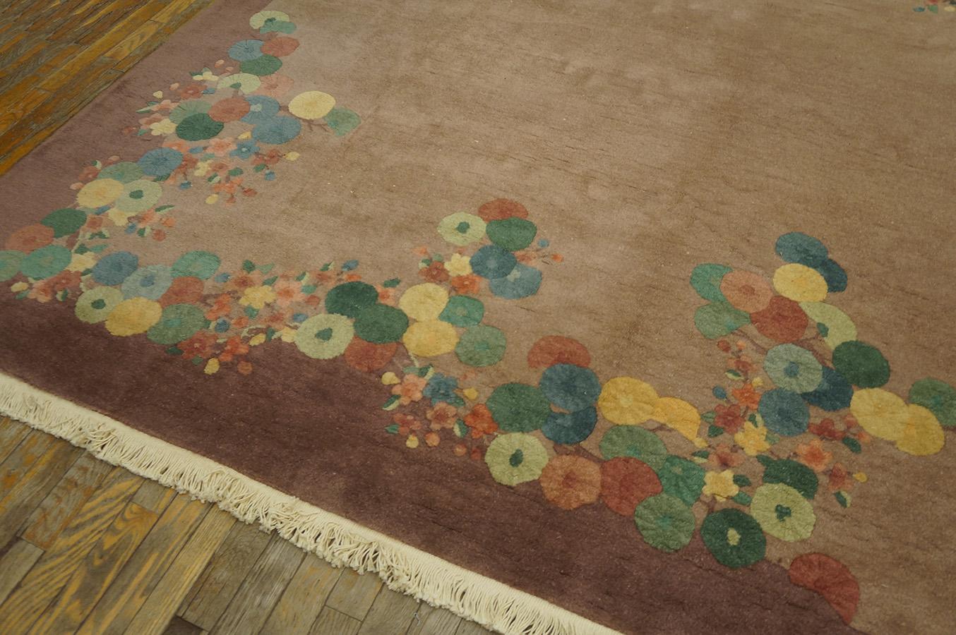 Laine Tapis Art Déco chinois des années 1920 ( 8''10'''' x 11''8'''' - 270 x 355 ) en vente
