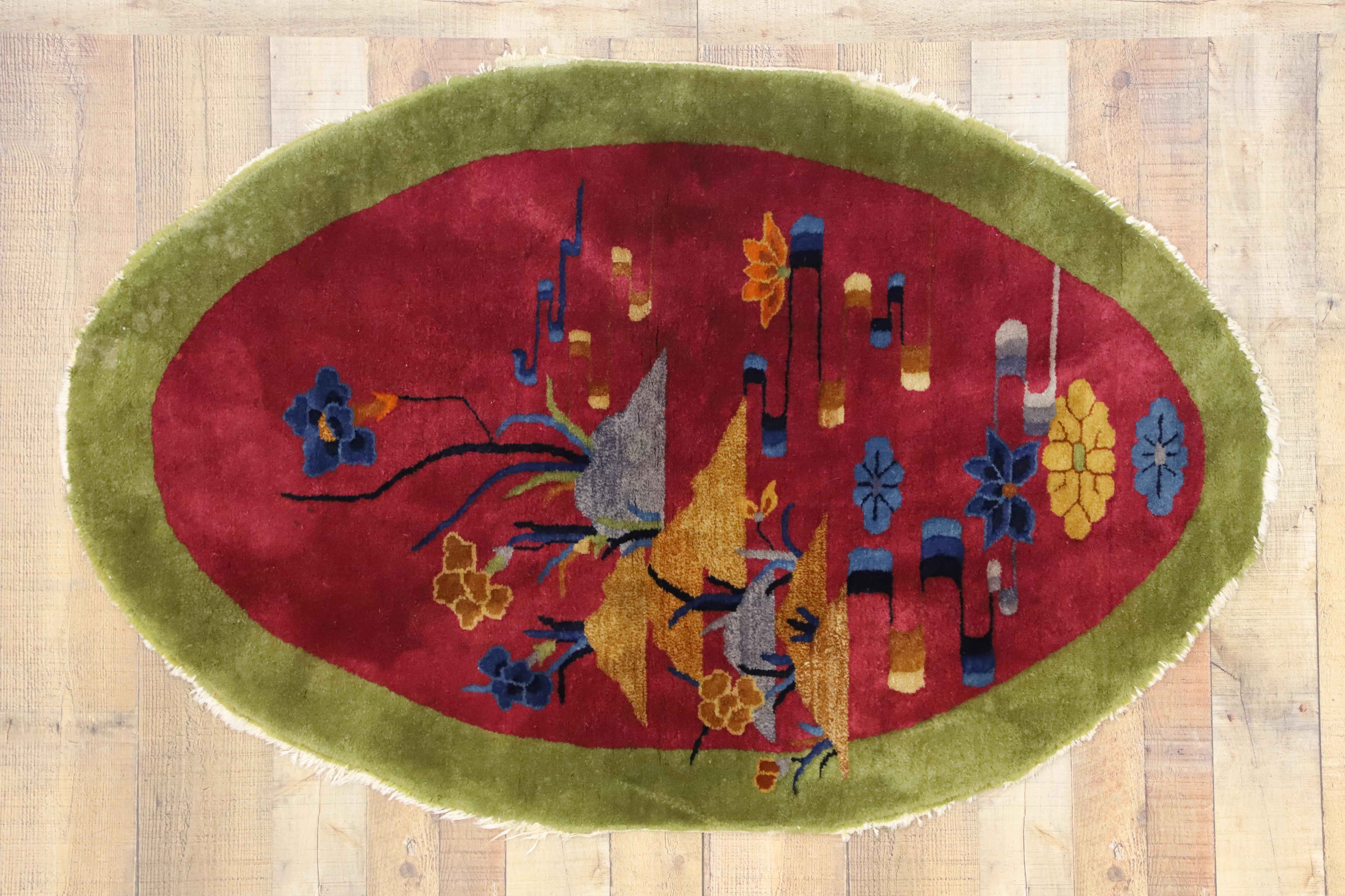 Antique Chinese Art Deco Style Rug, Oval Rug, Accent Rug In Good Condition In Dallas, TX