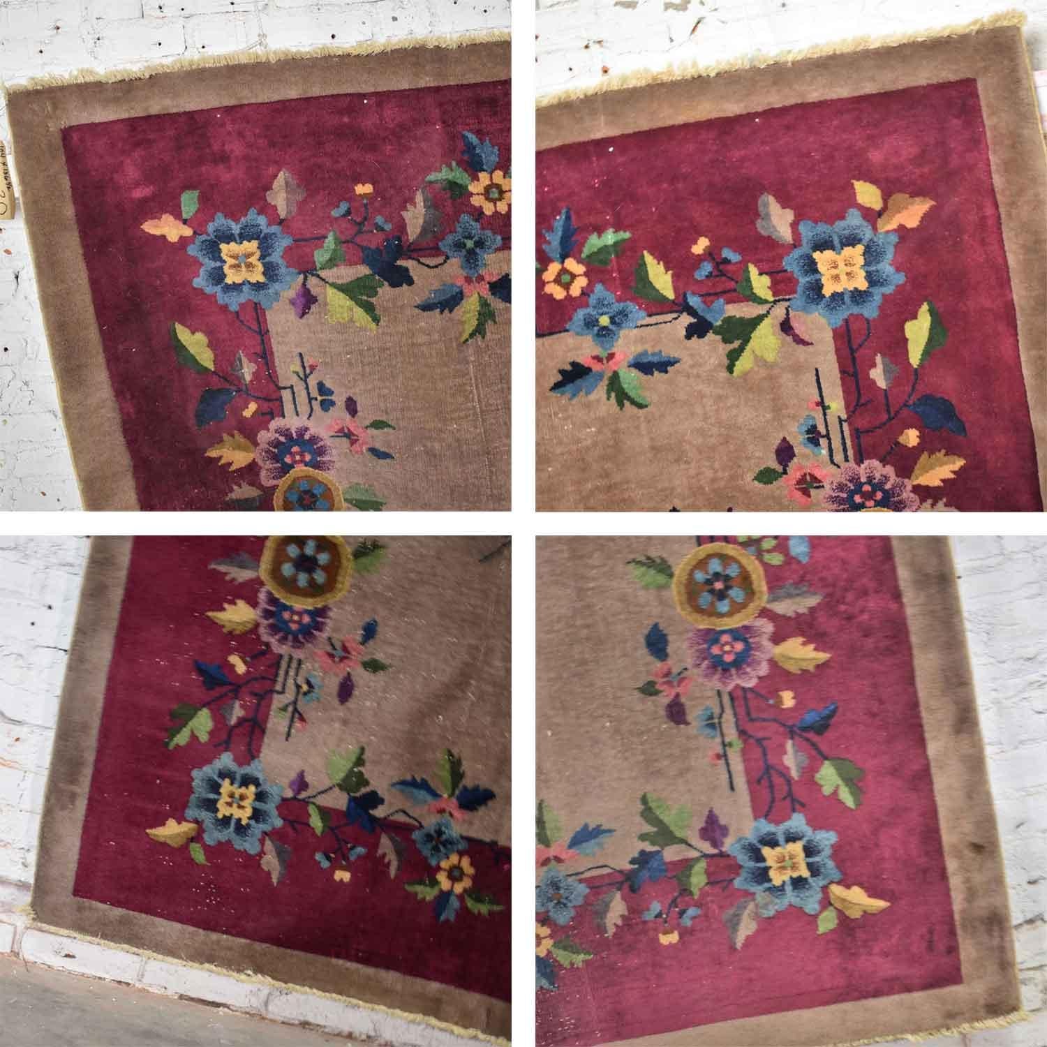 Antiker chinesischer handgefertigter Art-Déco-Teppich aus Wolle in Taupe mit Magentabordüre im Angebot 2