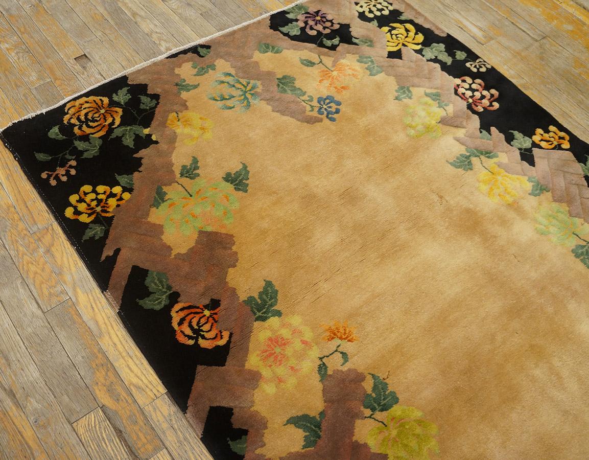 Early 20th Century 1920s Chinese Art Deco Rug by Nichols Workshop ( 4' x 6'8'' - 122 x 203 ) For Sale