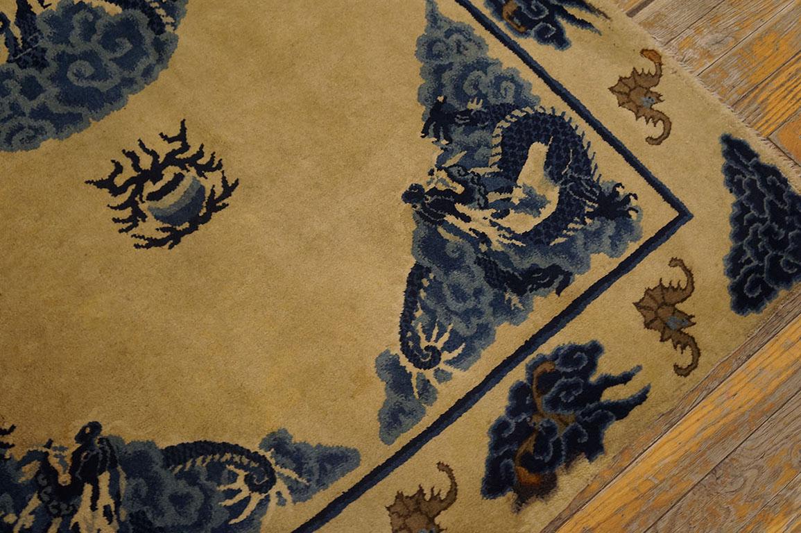 Chinesischer Baotou-D Drachenteppich des frühen 20. Jahrhunderts ( 3'10''x 6'2'' - 117 x 188) (Wolle) im Angebot