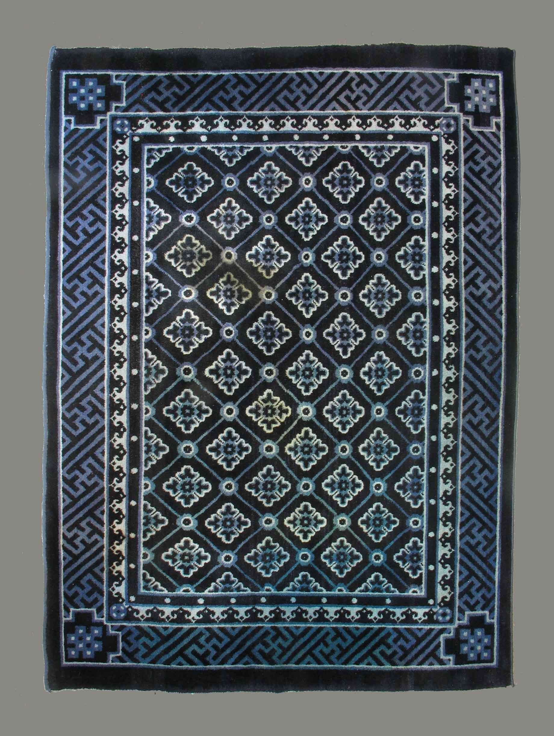 Antiker chinesischer Baotou-Indigoblau-Teppich, um 1900 (20. Jahrhundert) im Angebot