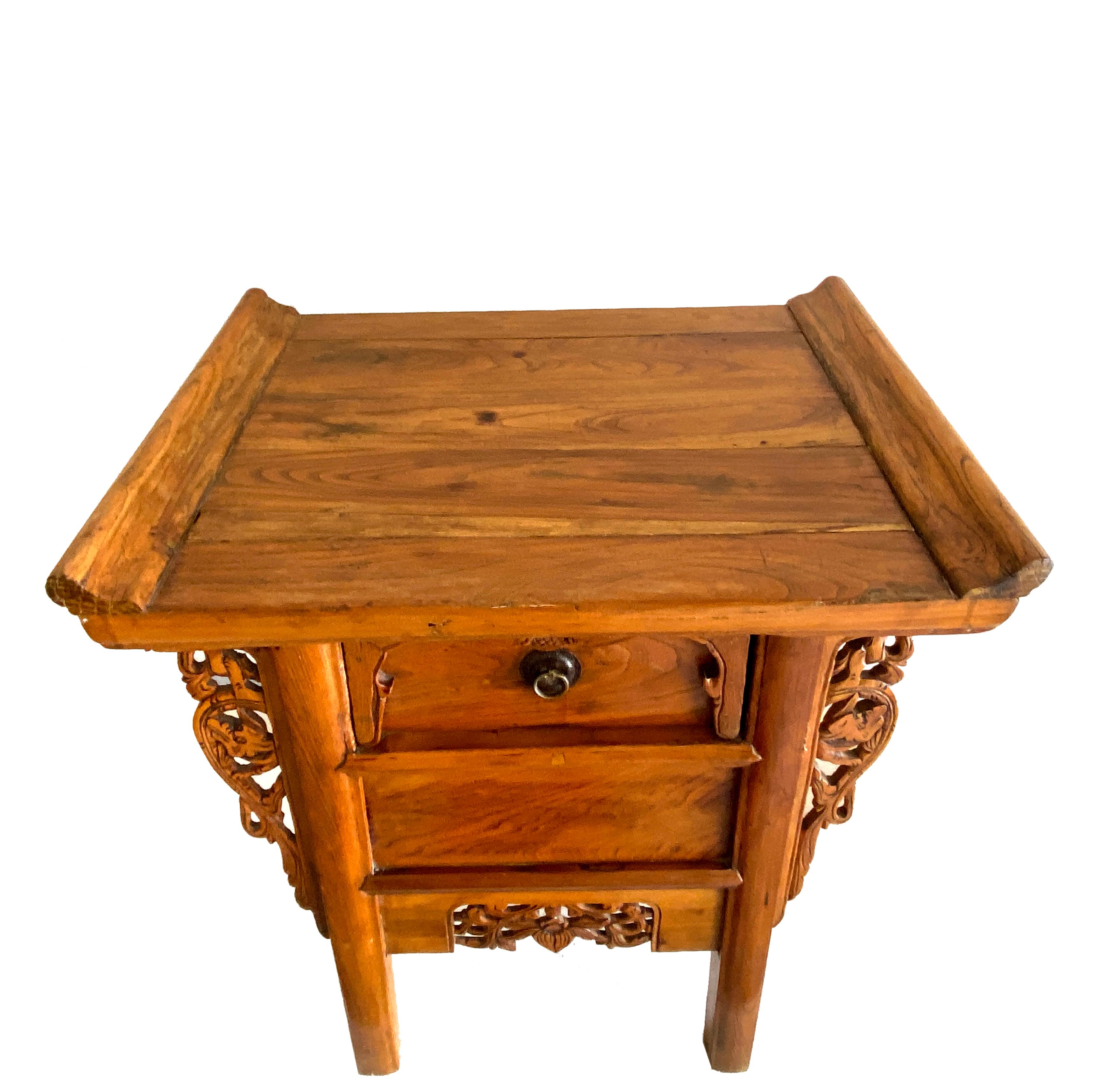 Antique Chinese Beech Hardwood Single Drawer Carved Coffer Table For Sale 1