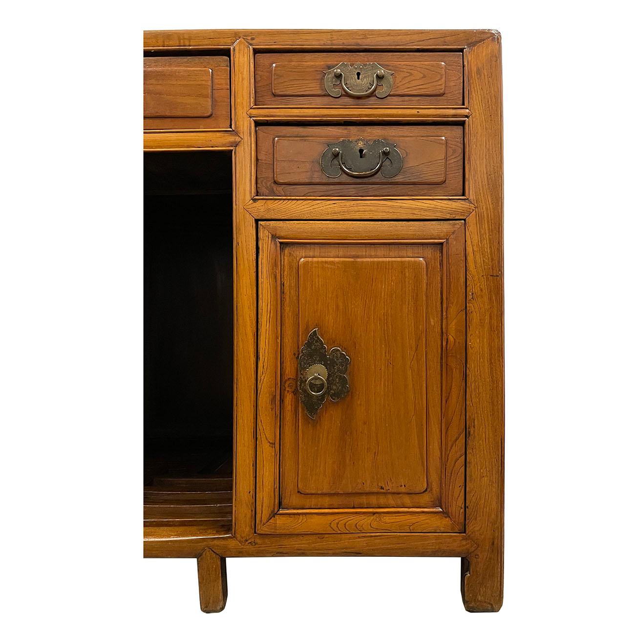 Antique, Chinese Beech Wood Writing Desk, Vanity In Good Condition For Sale In Pomona, CA