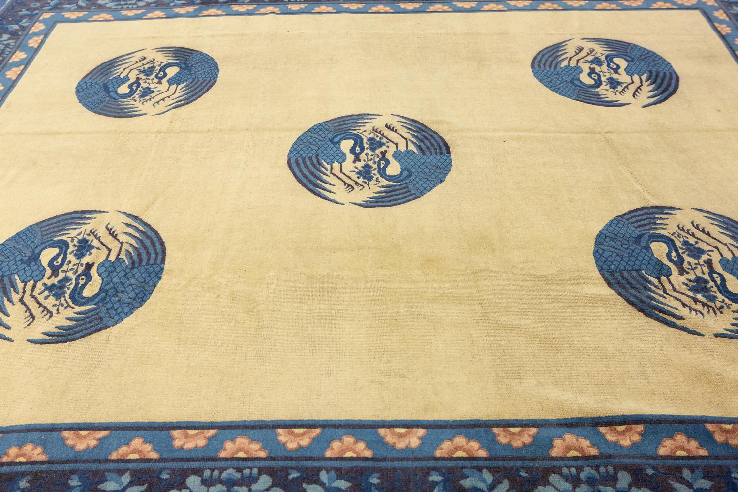 Alfombra china antigua de lana de Pekín de color beige, 1880-1900 siglo XIX en venta