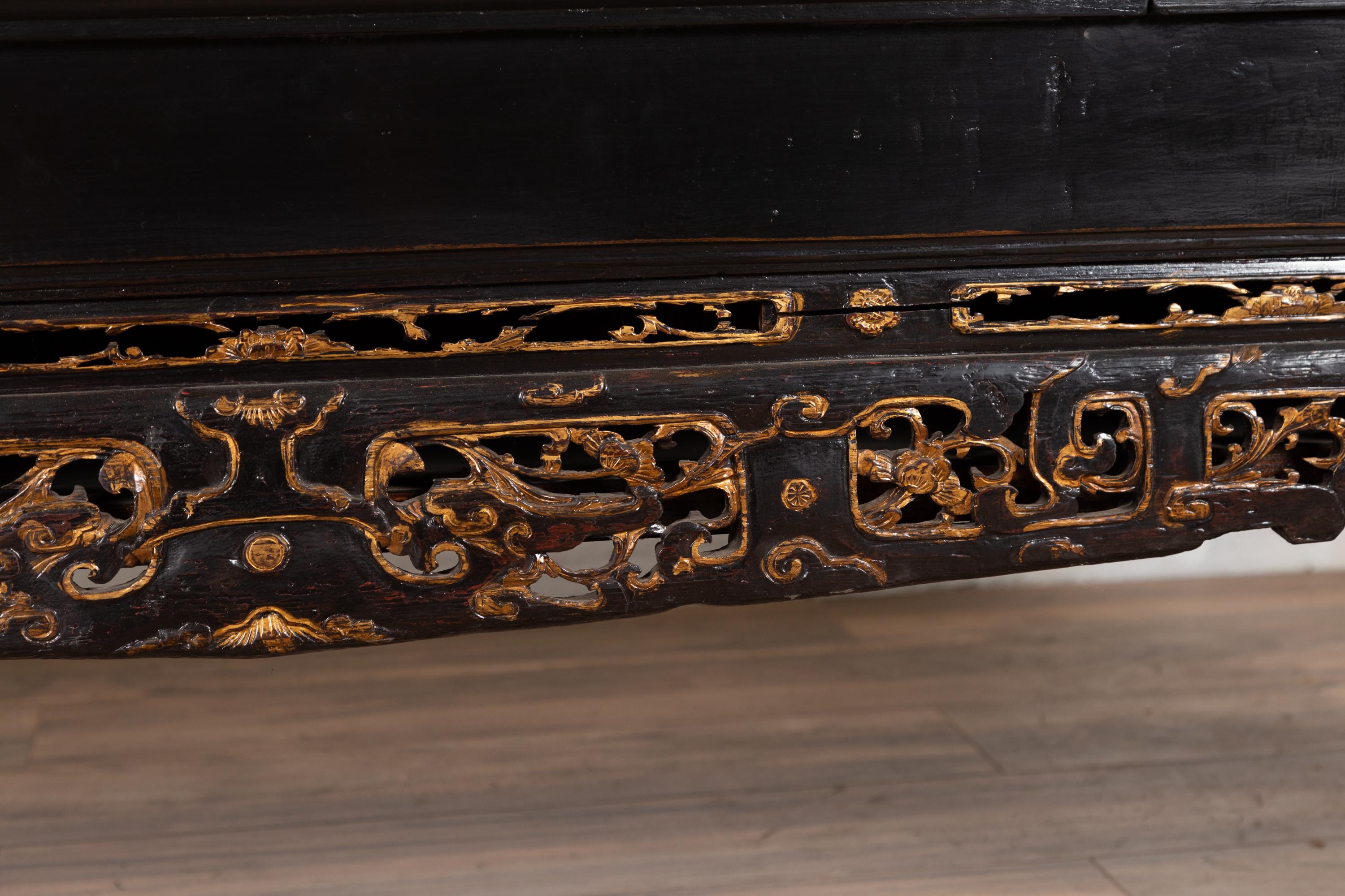 20th Century Antique Chinese Black Lacquered Bench with Hidden Storage and Gilt Décor