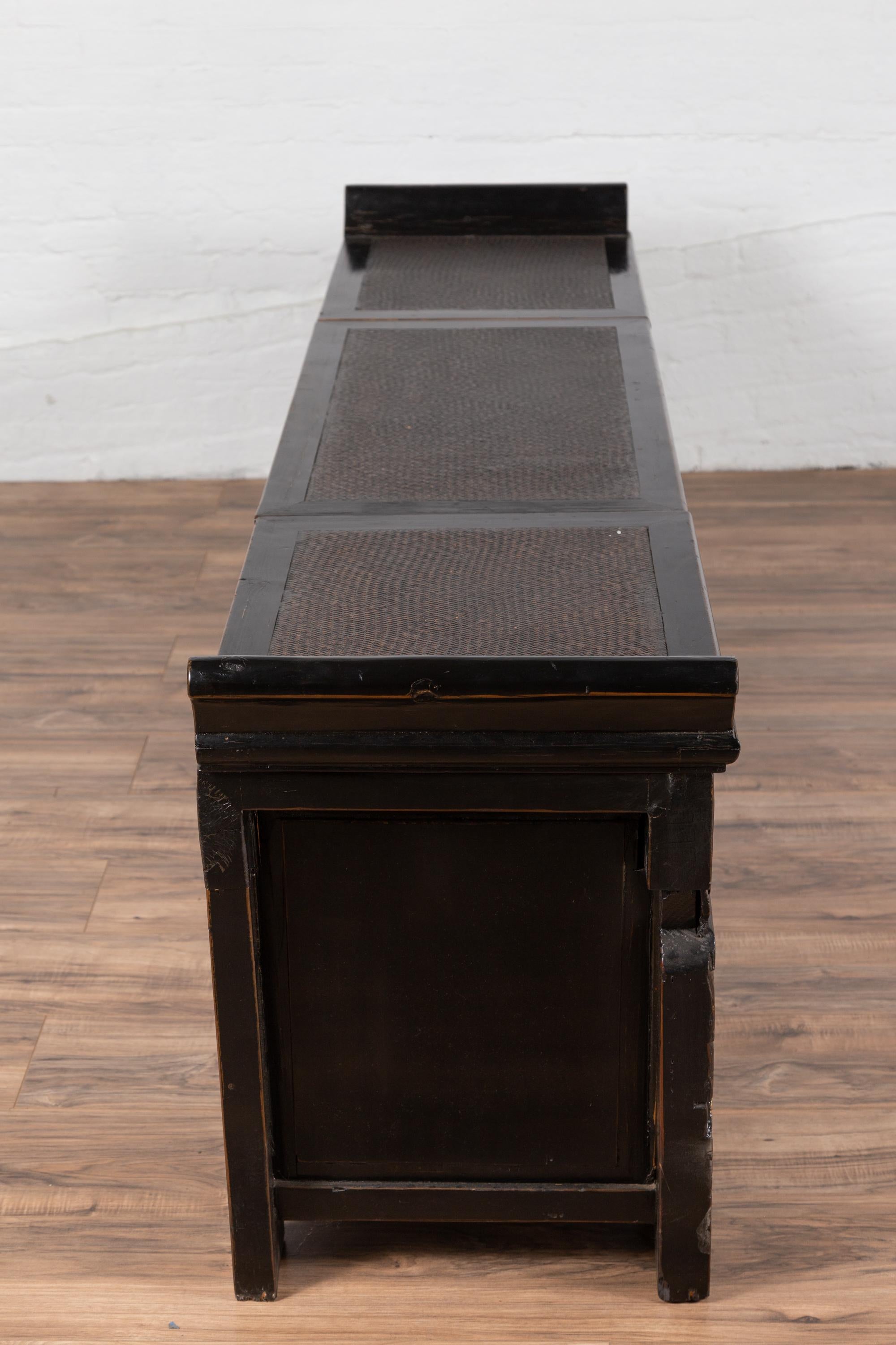 Antique Chinese Black Lacquered Bench with Hidden Storage, Rattan and Gilt Décor 5