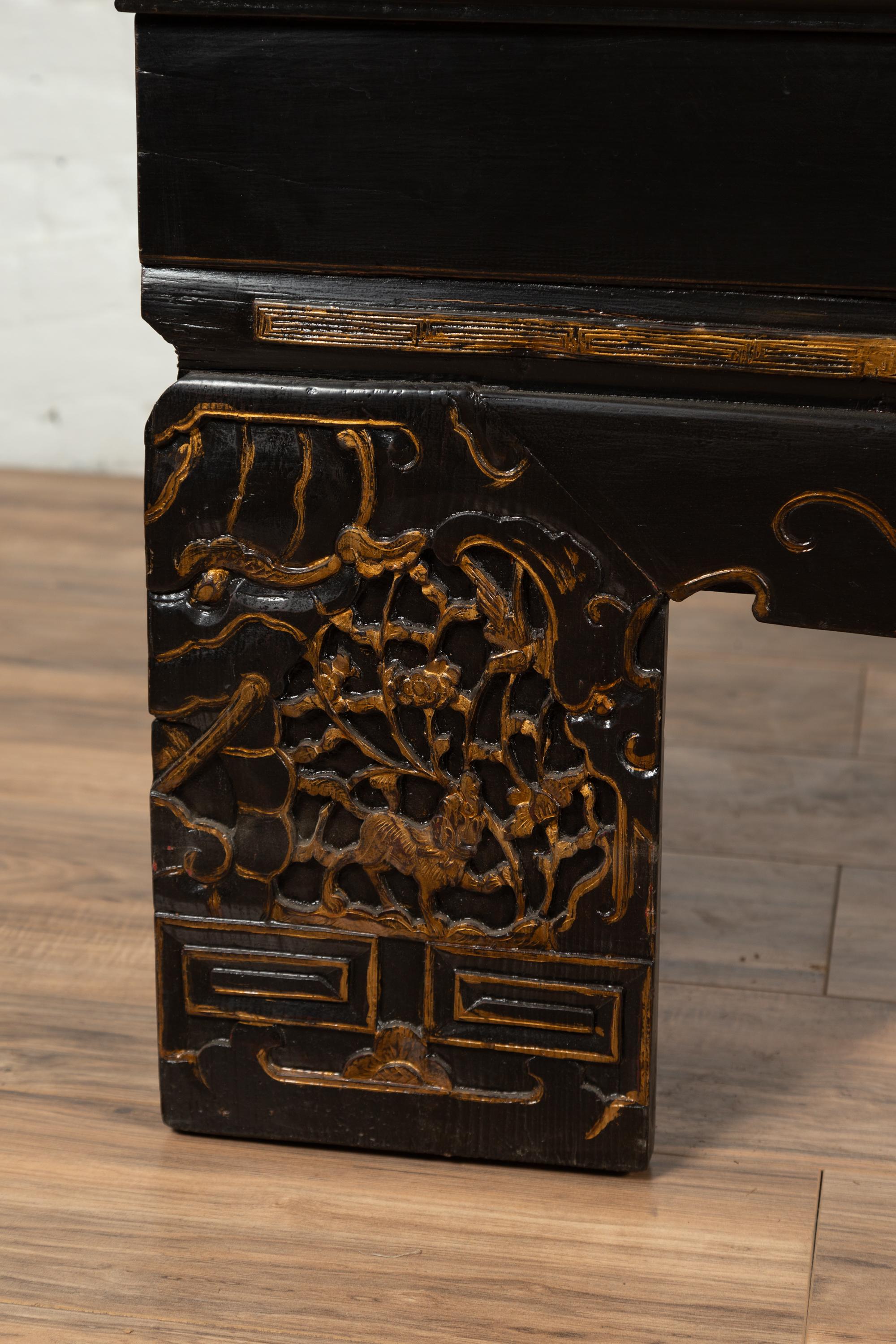 Ming Antique Chinese Black Lacquered Bench with Hidden Storage, Rattan and Gilt Décor