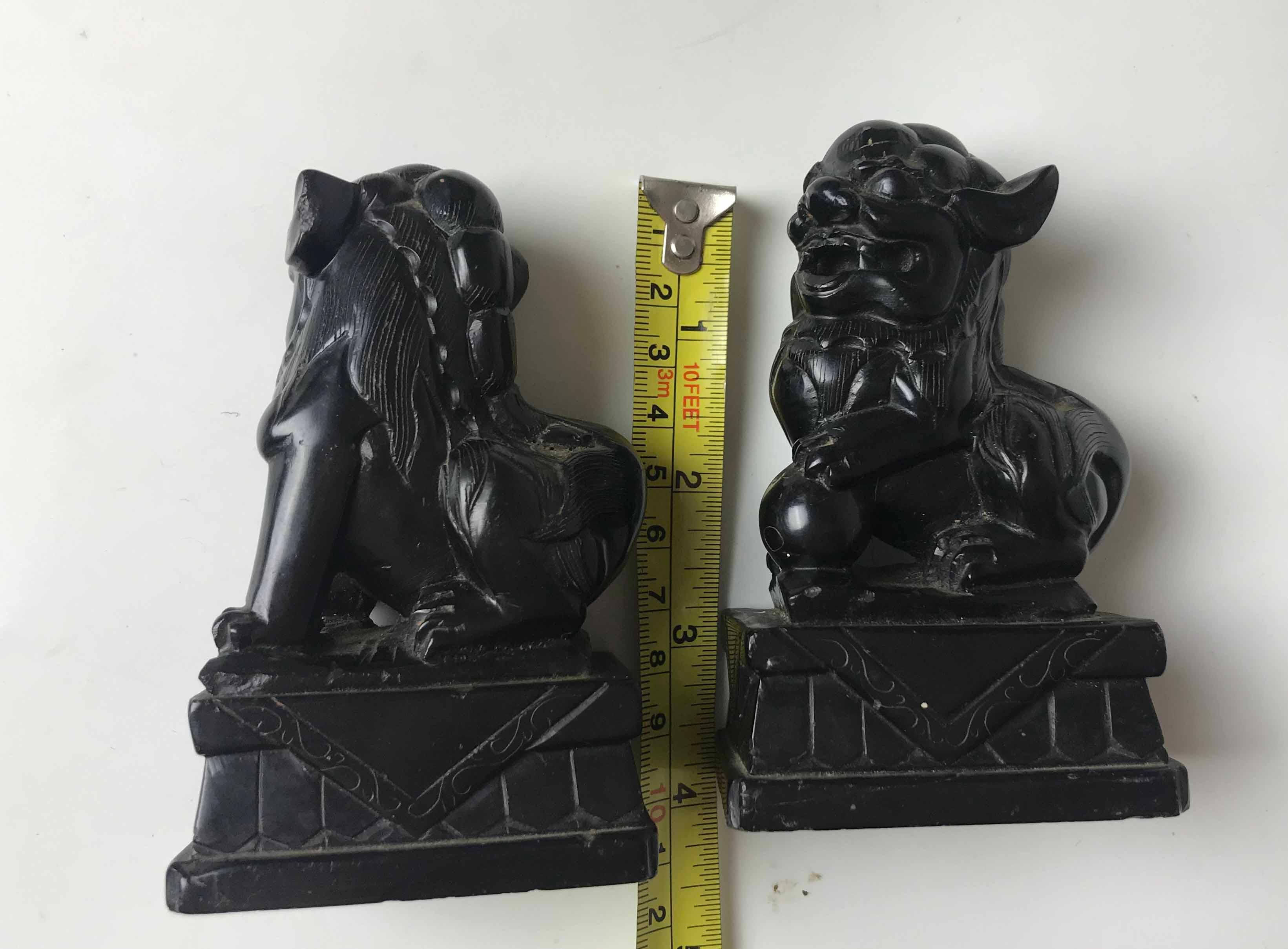 Wood Antique Chinese Black stone foo dogs Lions 中国古董