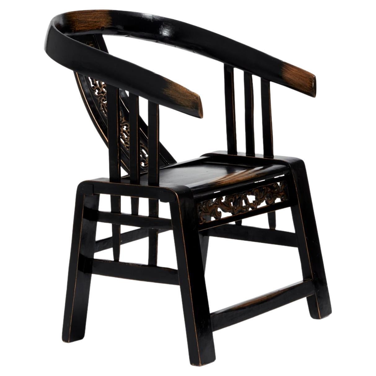 Antiker chinesischer geschwärzter Huanghuali-Stuhl im Angebot
