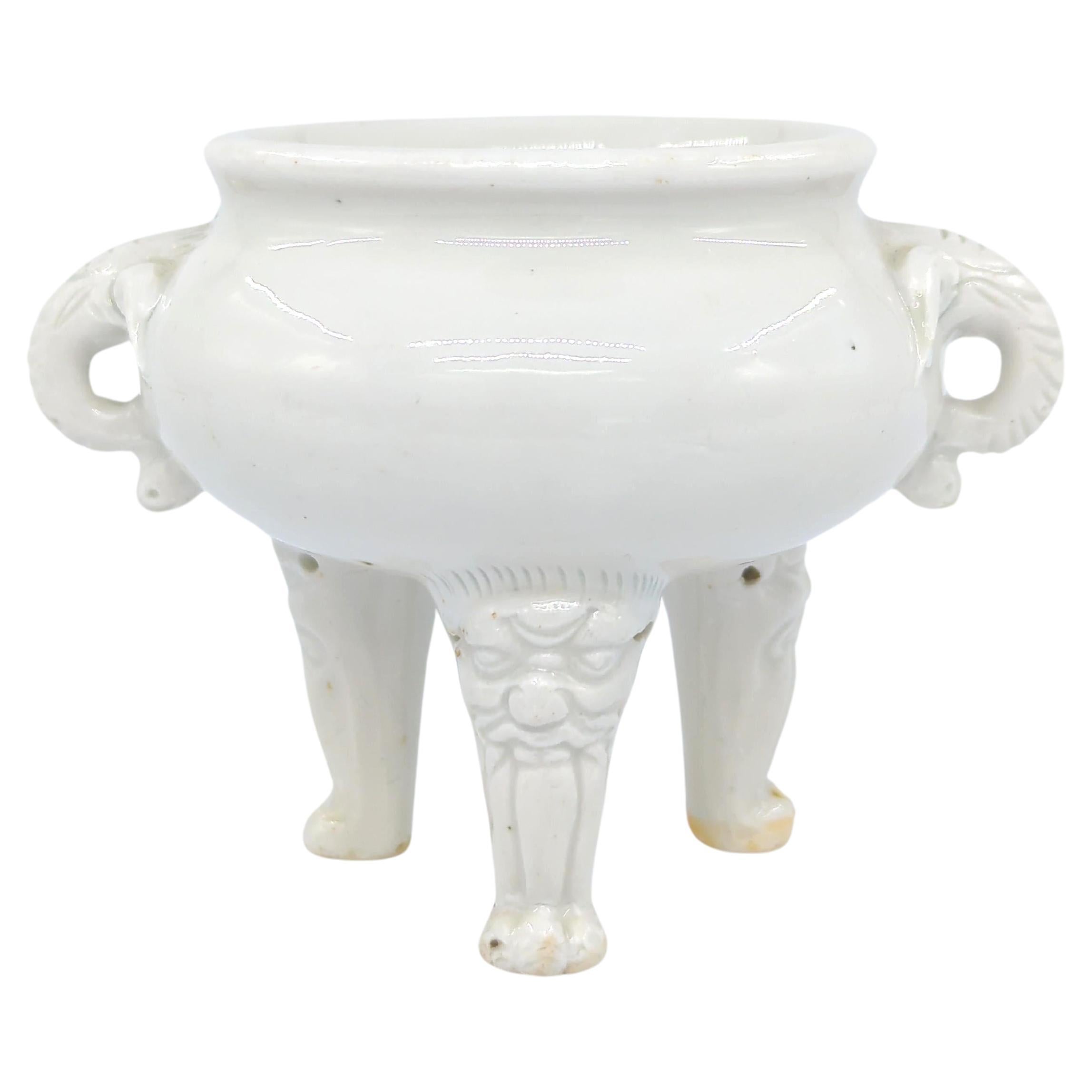 Antique Chinese Blanc de Chine Porcelain Tripod Censer Monster Paw Feet Kangxi For Sale 1
