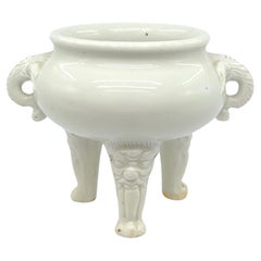 Ancien Censer Monster Paw Feet Kangxi en porcelaine blanche de Chine