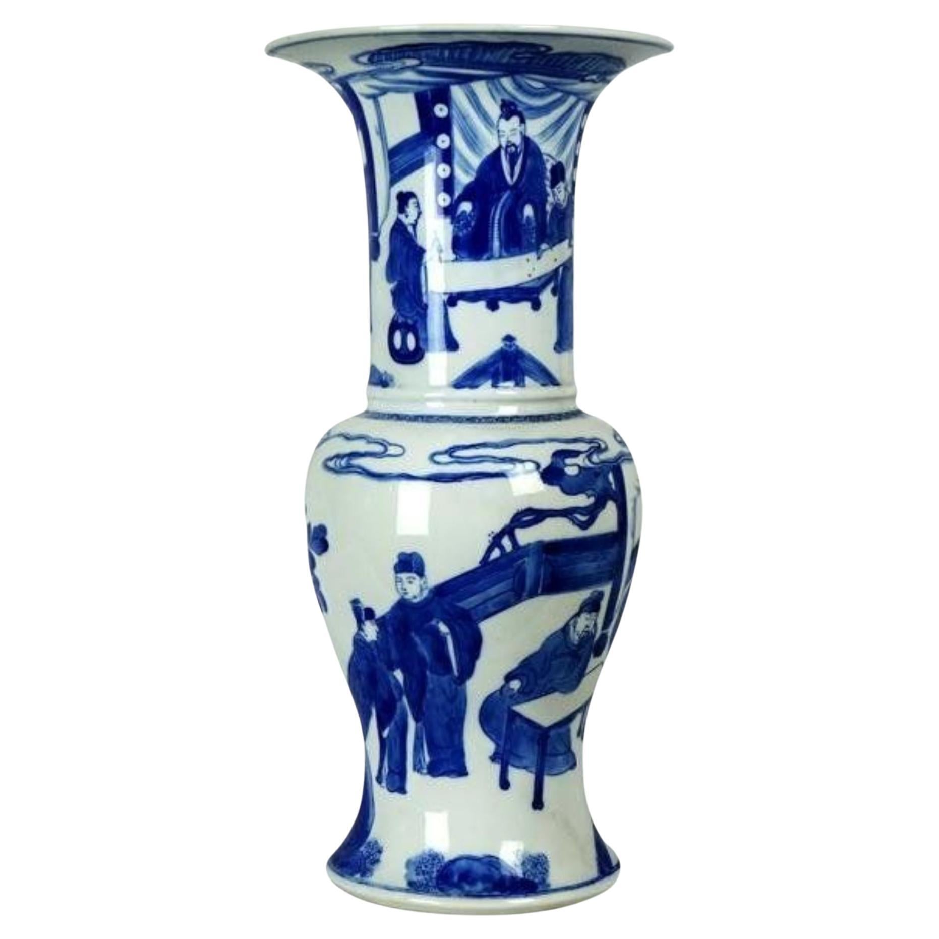 Antique Chinese Blue and White Feng Wei Zun Phoenix-tail Vase with Yen-Yen For Sale