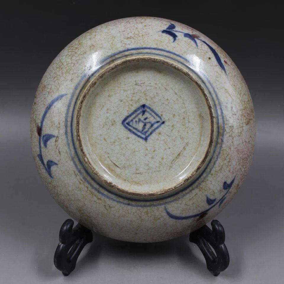 Antique Chinese Blue and White Iron Red Fishes Plate For Sale 1