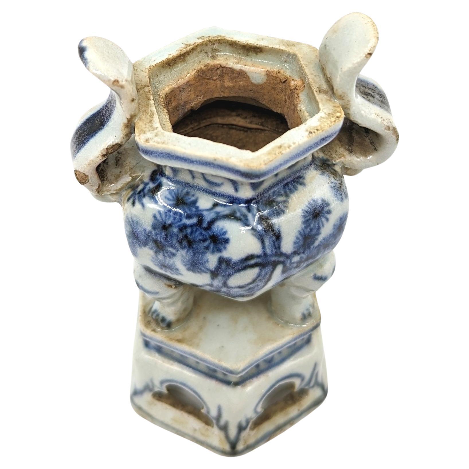 18th Century and Earlier Antique Chinese Blue and White Porcelain Tripod Censer Monster Paw Feet 17c Ming For Sale