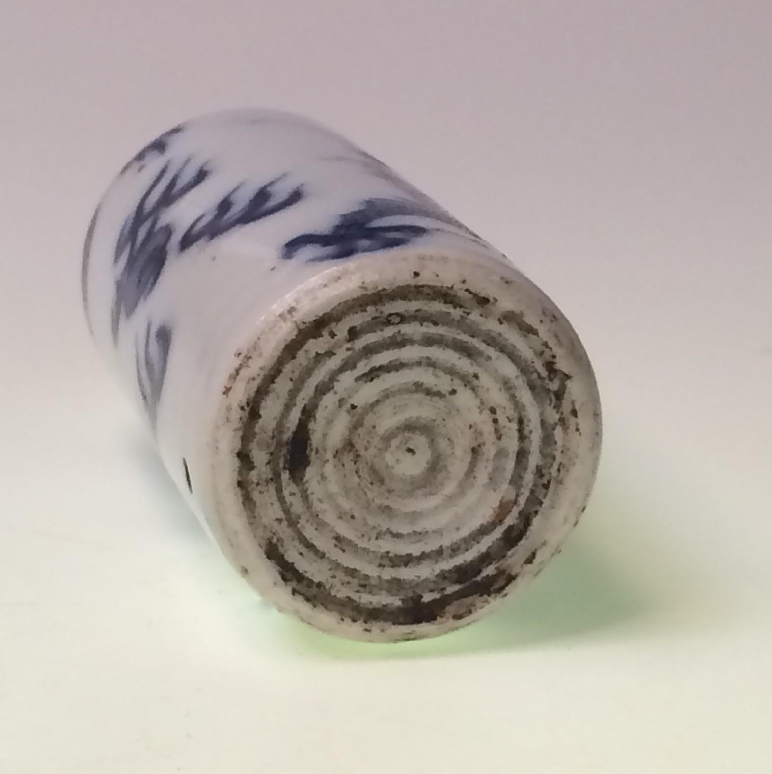 19th Century Antique Chinese Blue & White Porcelain Dragon Snuff Bottle For Sale