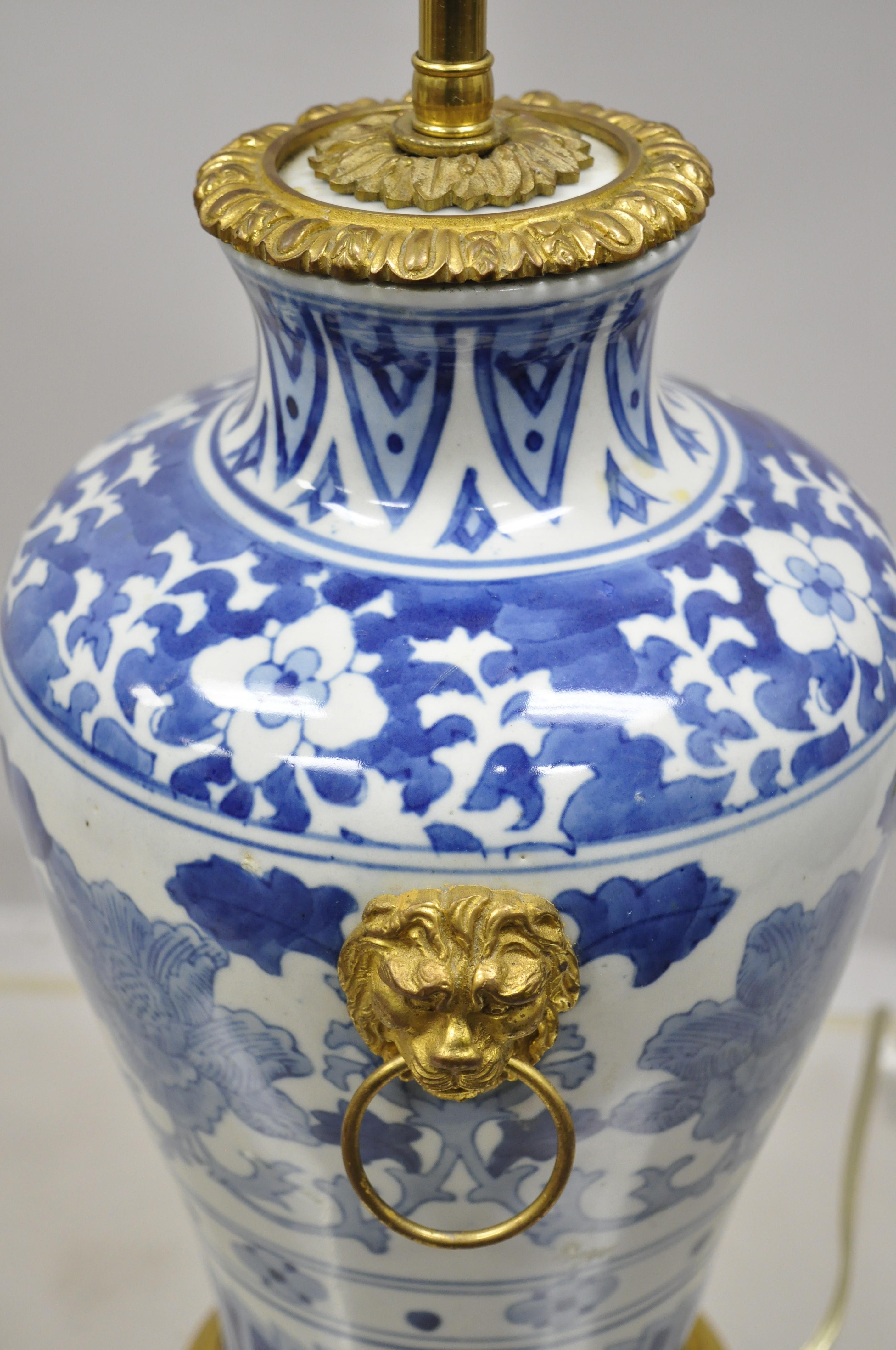Antique Chinese Blue White Porcelain Ginger Jar Table Lamp w Gilt Bronze Ormolu In Good Condition In Philadelphia, PA