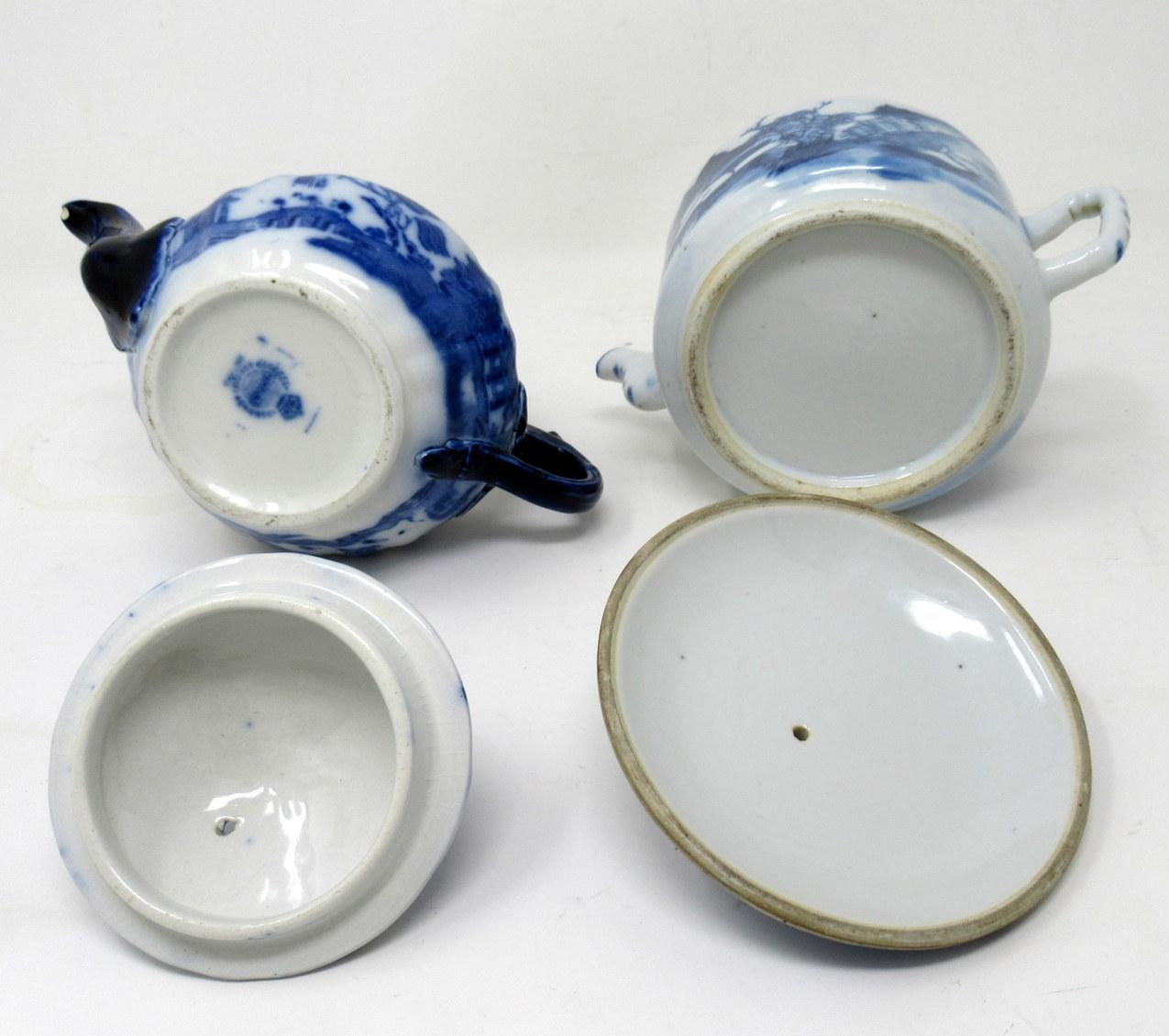Antique Chinese Blue White Qing Dynasty and English Flo Blue Victorian Teapot For Sale 4