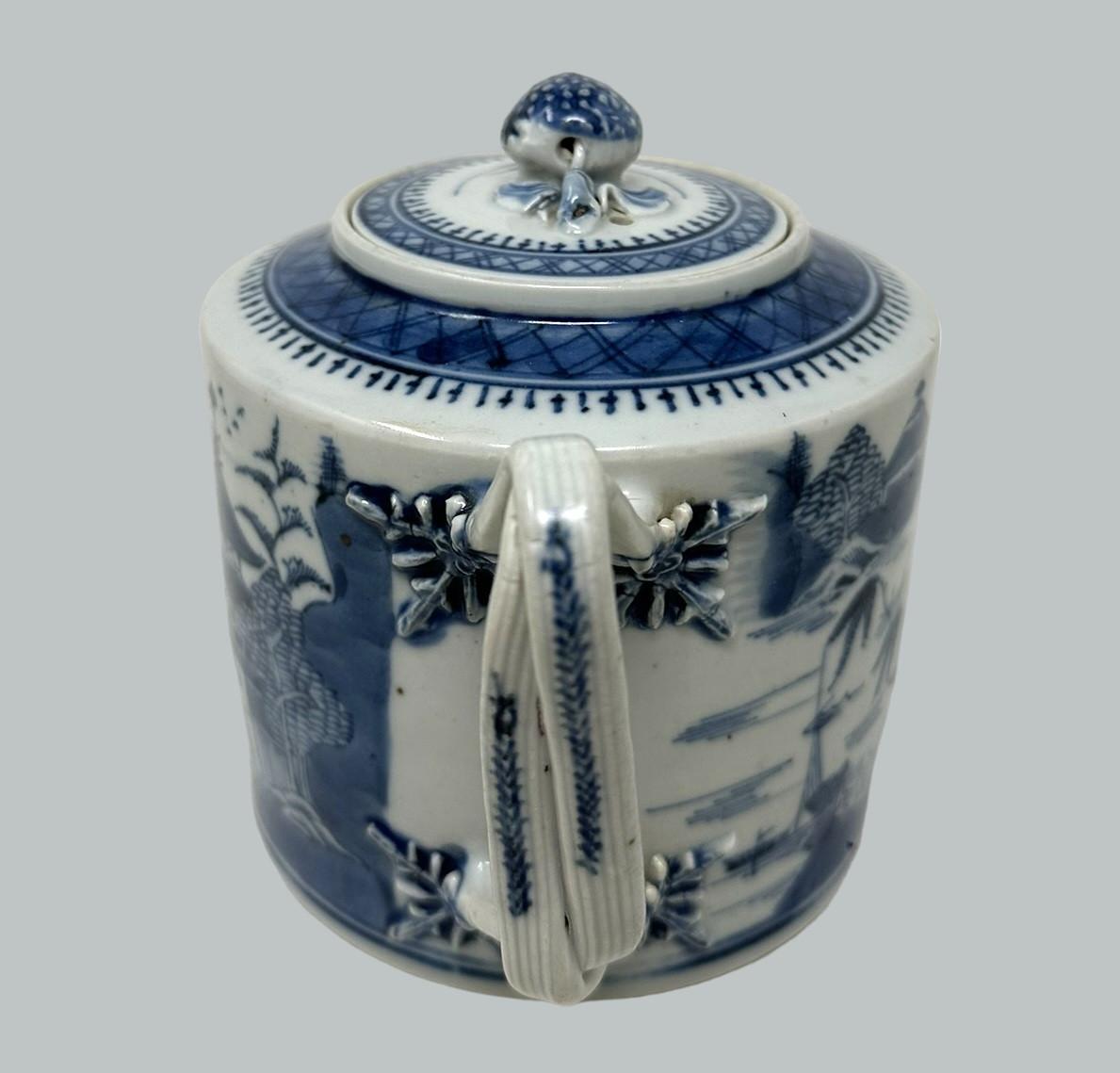 18th Century Antique Chinese Export Qing Dynasty Blue & White Teapot Important Provenance 18C