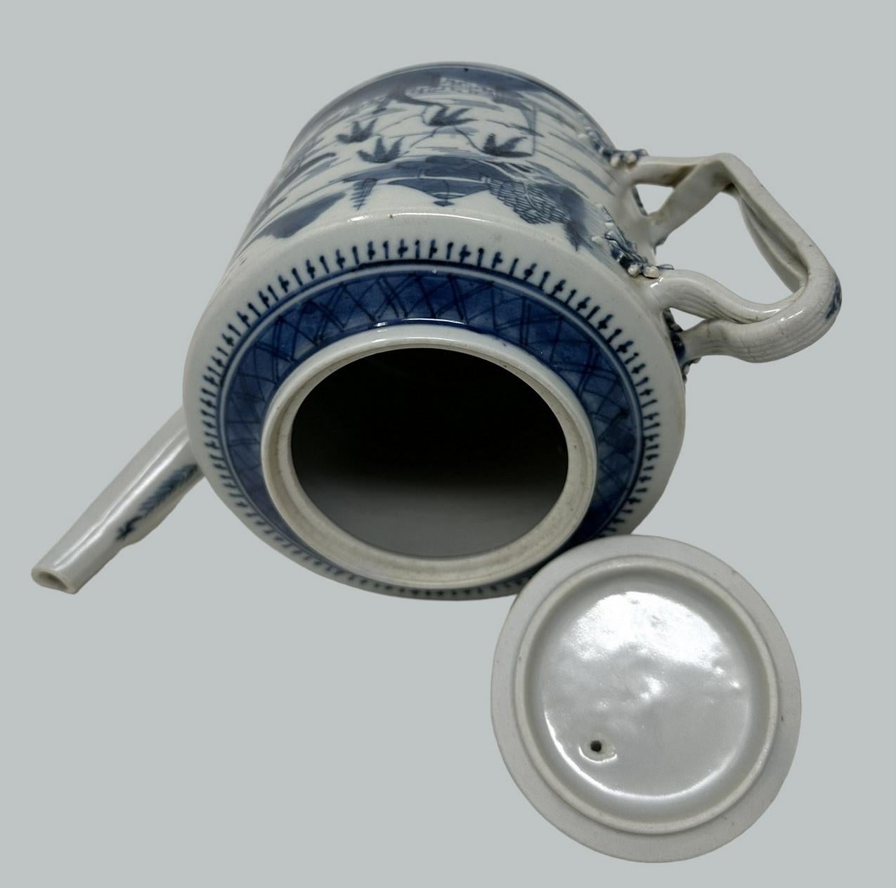 Antique Chinese Export Qing Dynasty Blue & White Teapot Important Provenance 18C 2