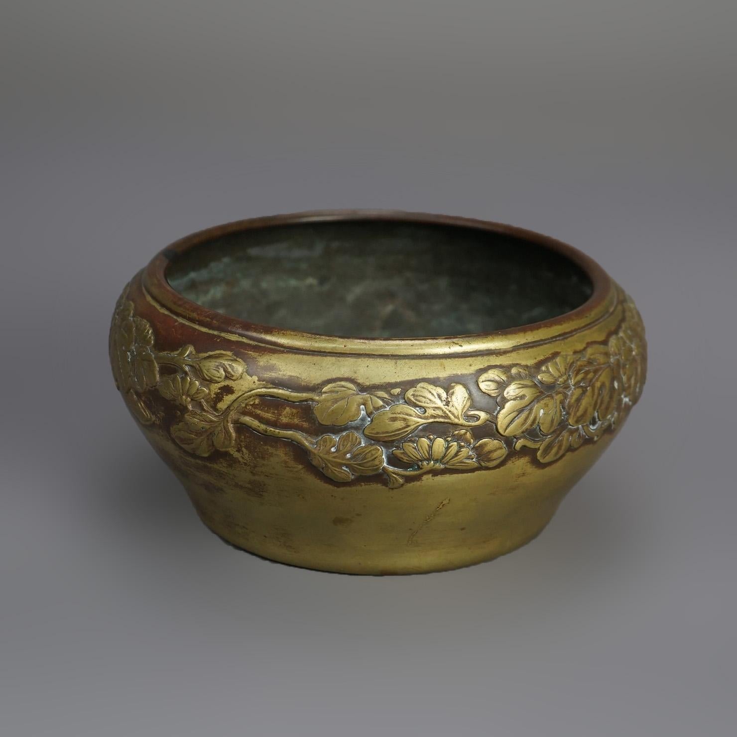 Antique Chinese Bronze Bowl with Embossed Floral Border 19thC In Good Condition For Sale In Big Flats, NY