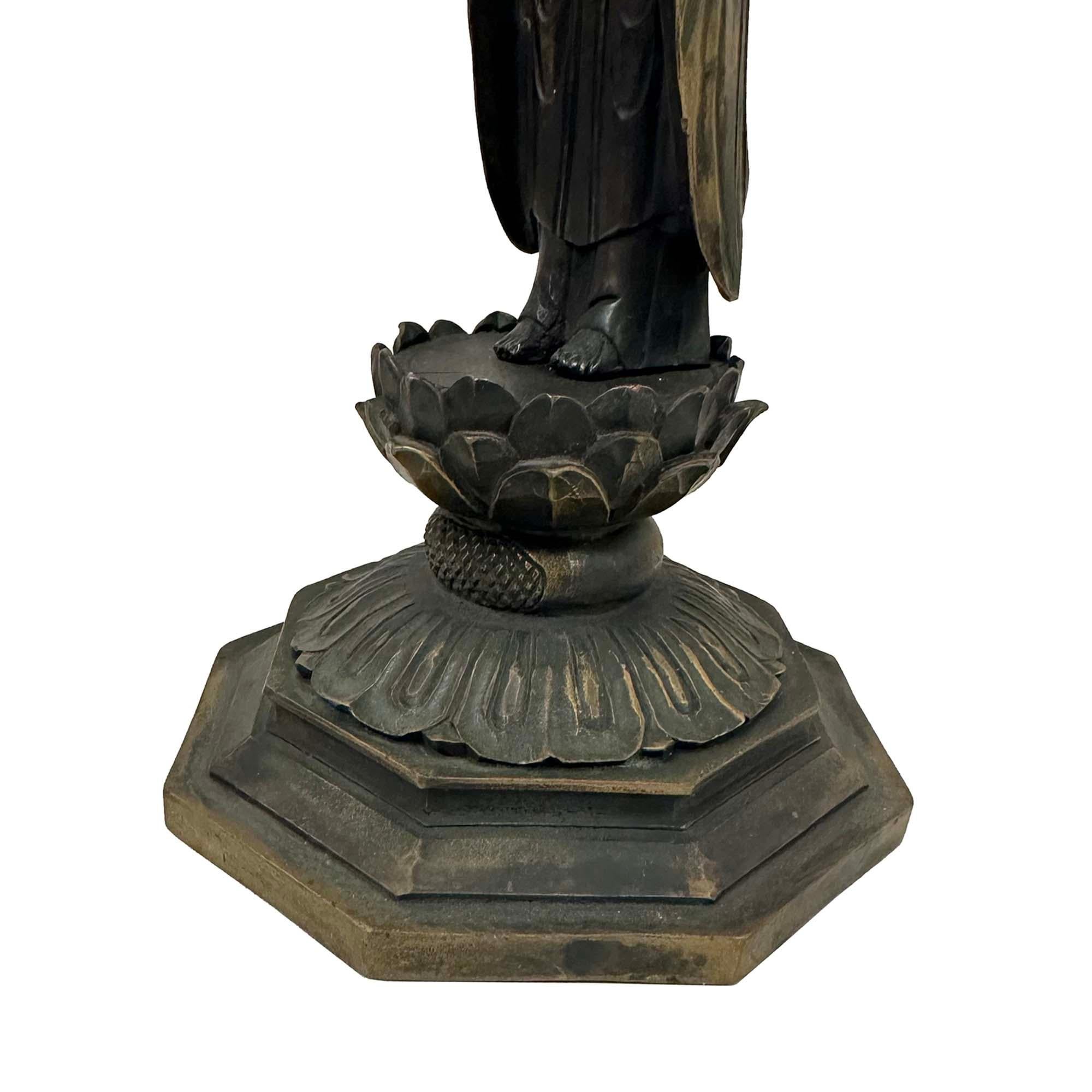 Antike chinesische Bronze Buddha Amitabha (Amida Nyorai) Statue im Angebot 3