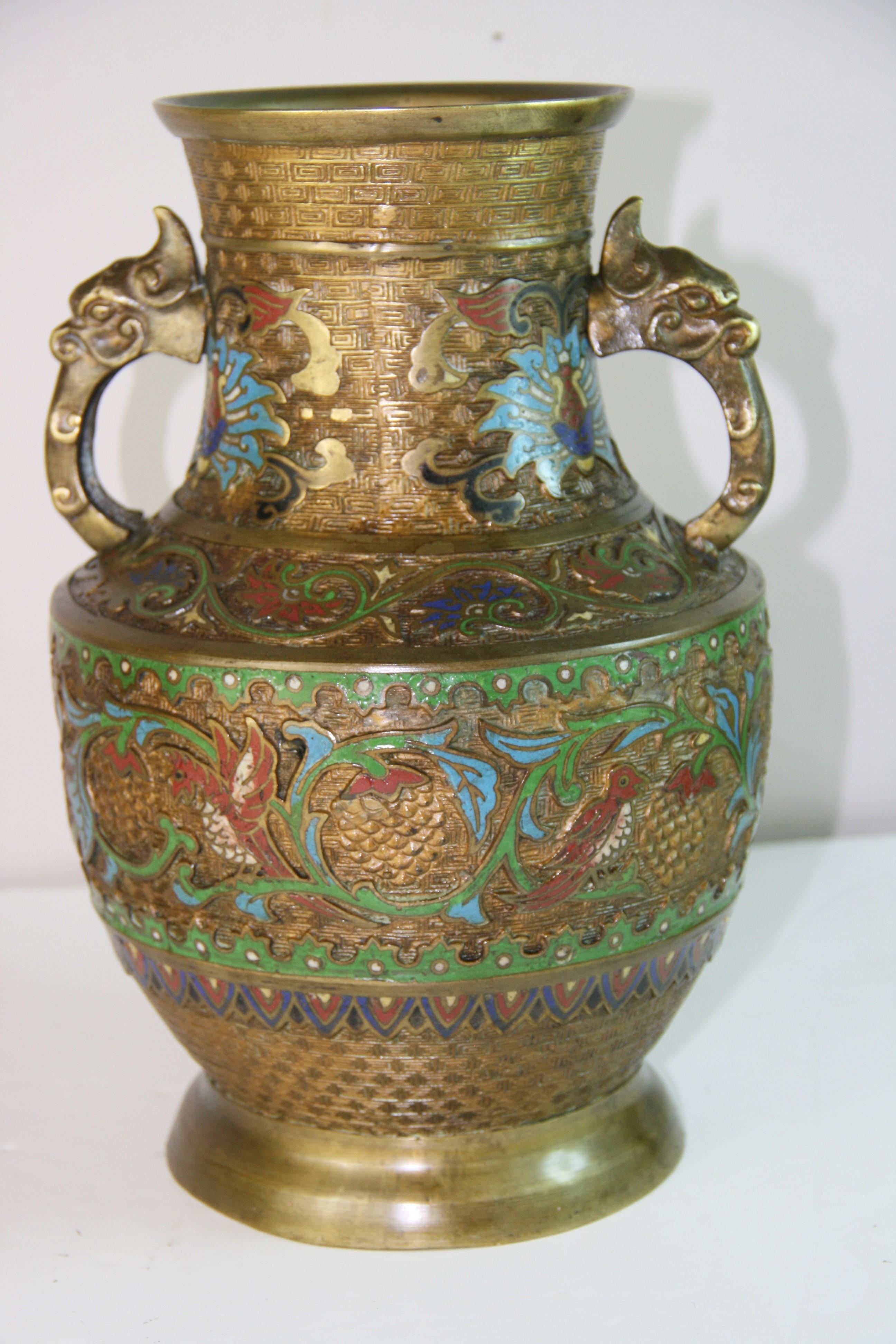 1845 Antike Cloissone-Urne aus Bronze