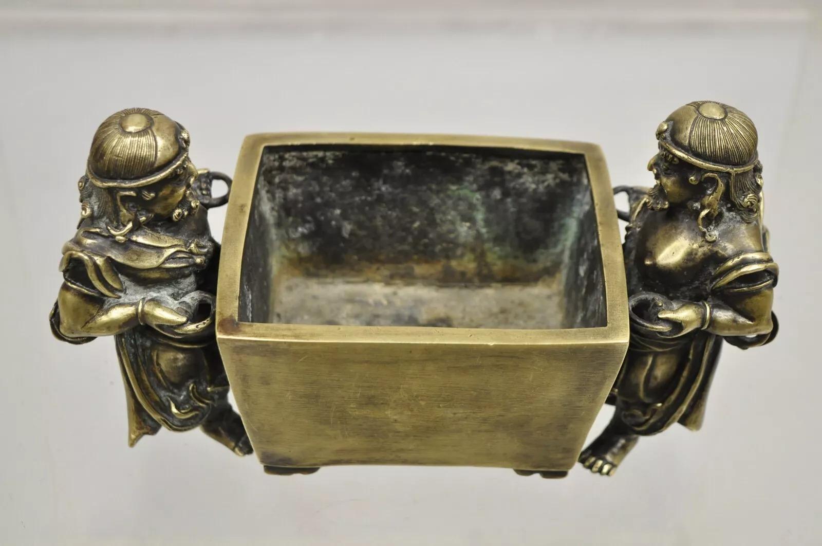 Encensoir figuratif chinois ancien d'étranger Ming Xuande marqué Ming à Qing Bon état - En vente à Philadelphia, PA
