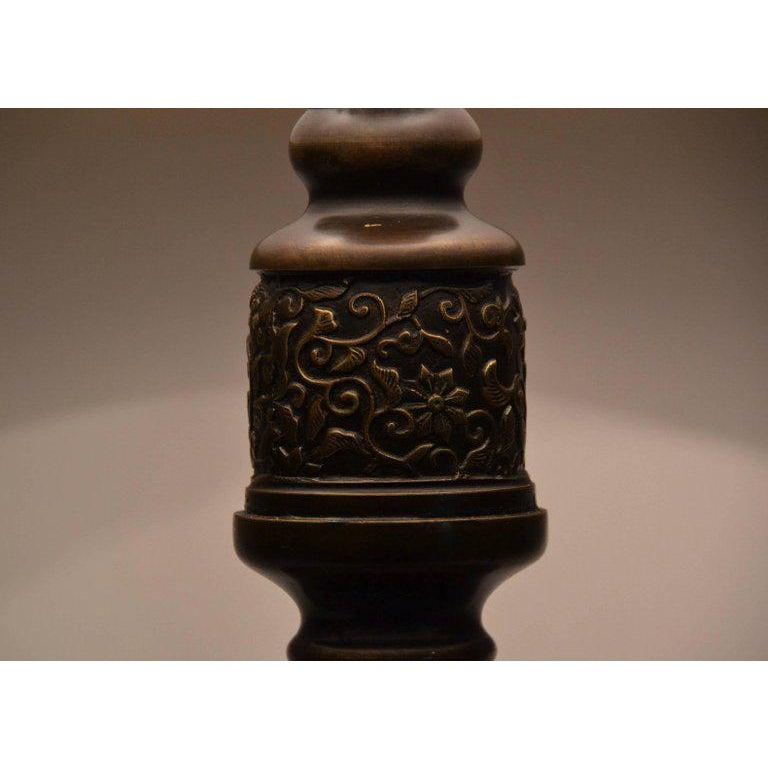 Lampe à lanterne chinoise ancienne en bronze en vente 1