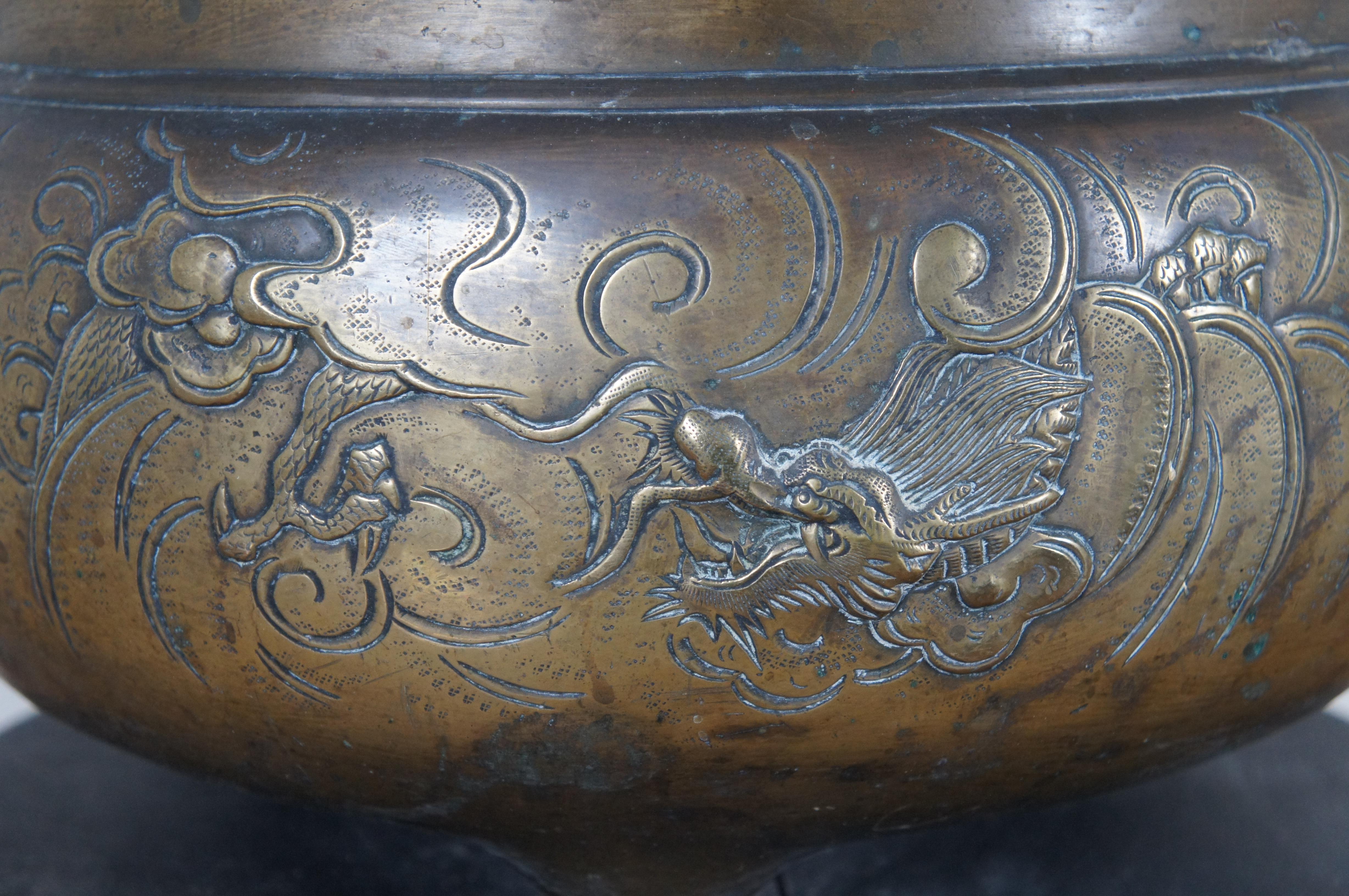 Encensoir en bronze chinois ancien Phoenix Dragon Tropod Bol à encens 17
