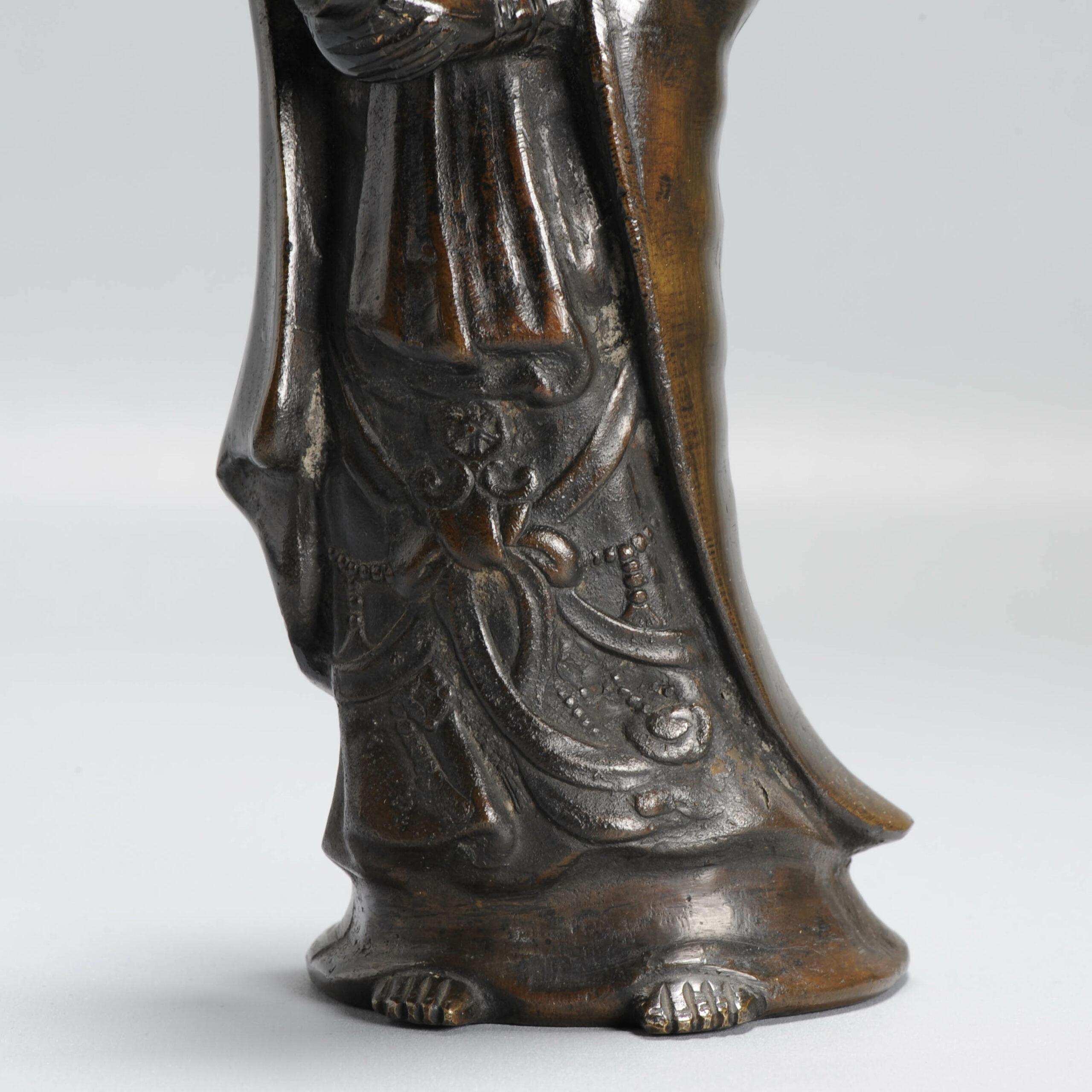 Japanese Antique Chinese Bronze Statue Guanyin China 19th / 20th century For Sale