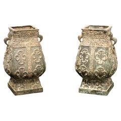 Antike chinesische Bronze-Urnen – Paar