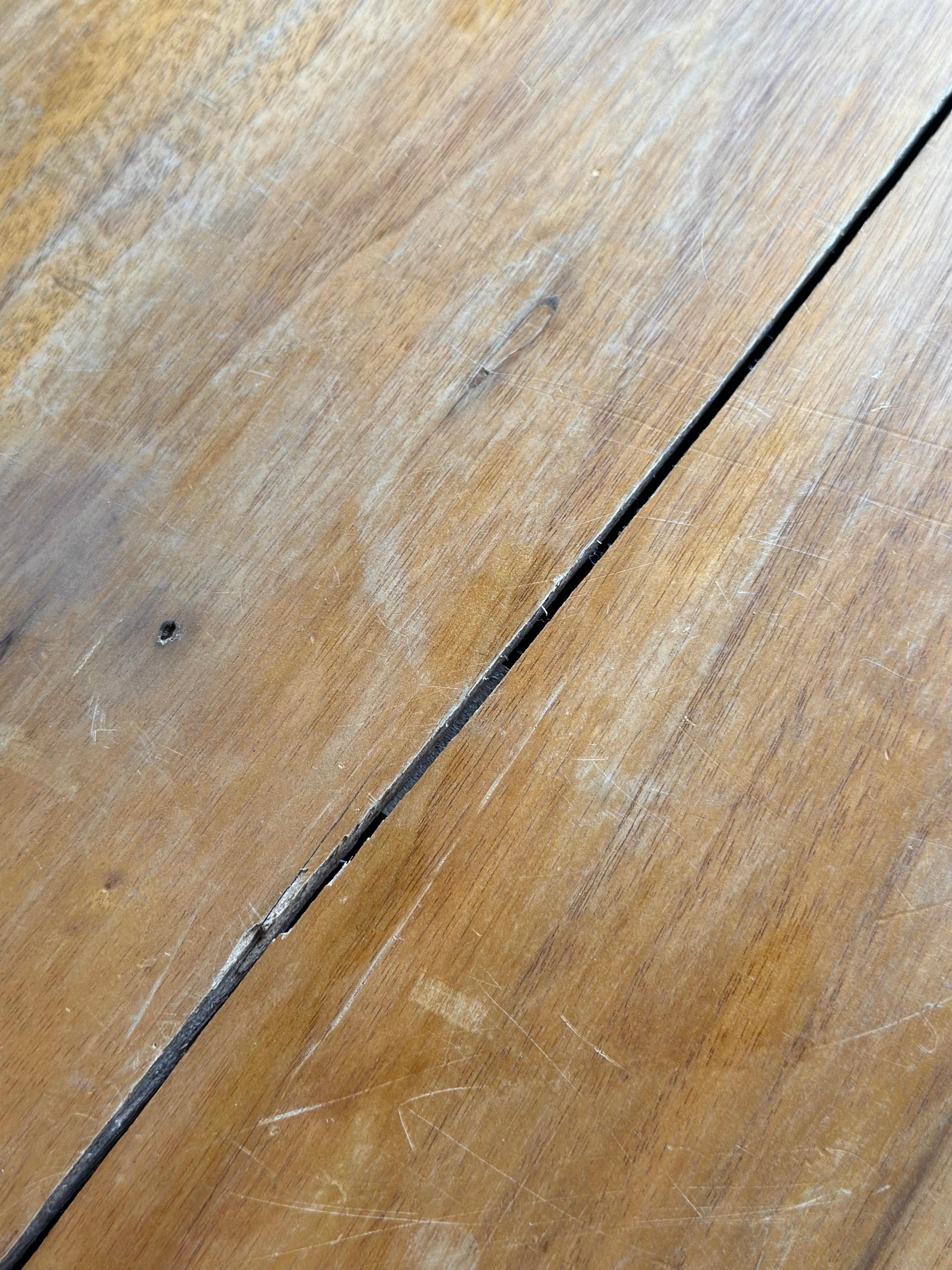 Antico baule cinese rettangolare in legno d'olmo marrone e ottone in vendita 3