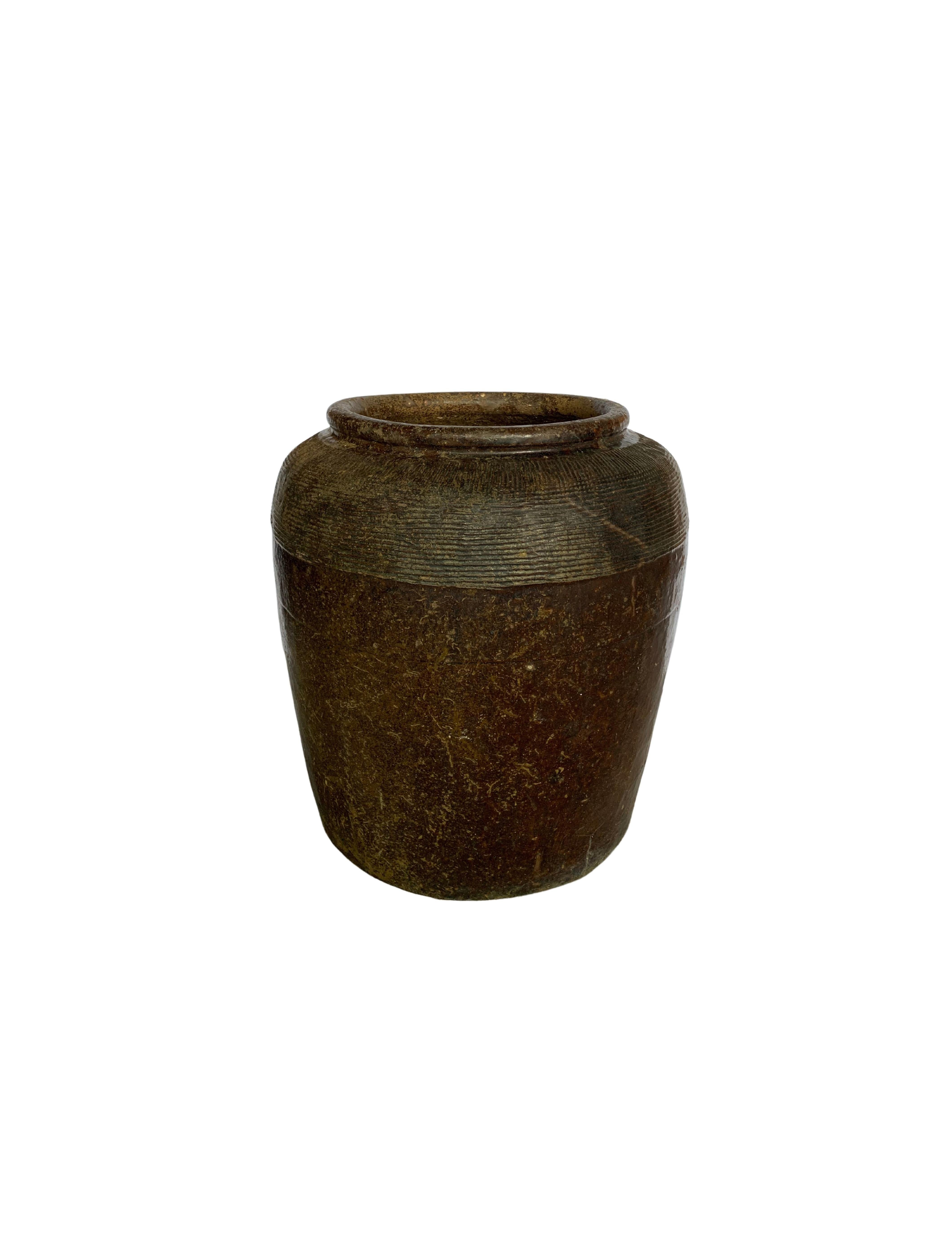 Antique Chinese Brown Glazed Ceramic Salty Egg Jar, c. 1900 For Sale 2