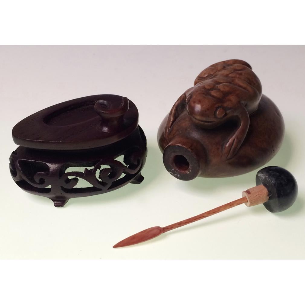 19th Century Antique Chinese Burl Wood Snuff Bottle For Sale