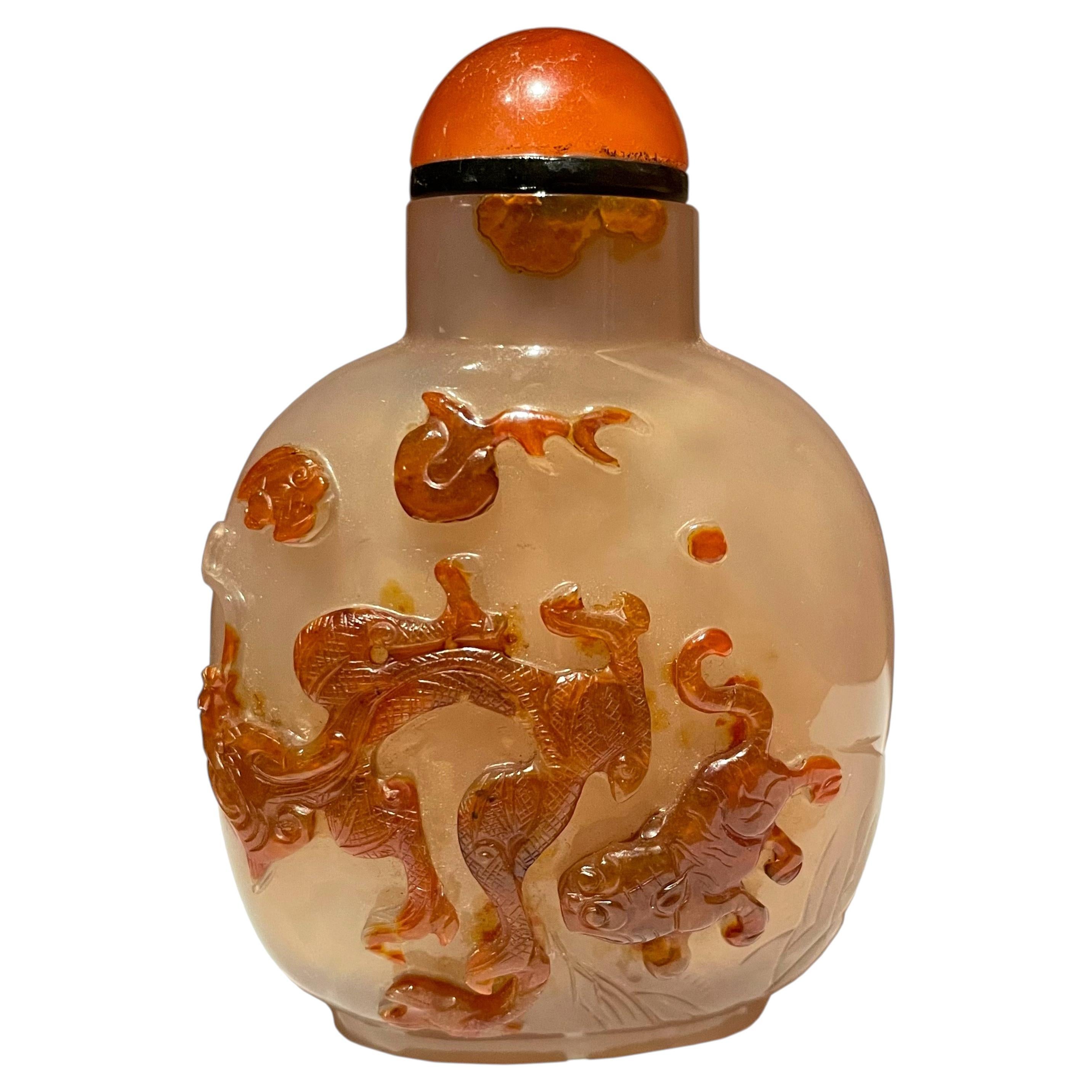 Ancienne bouteille à priser chinoise en camée-agate