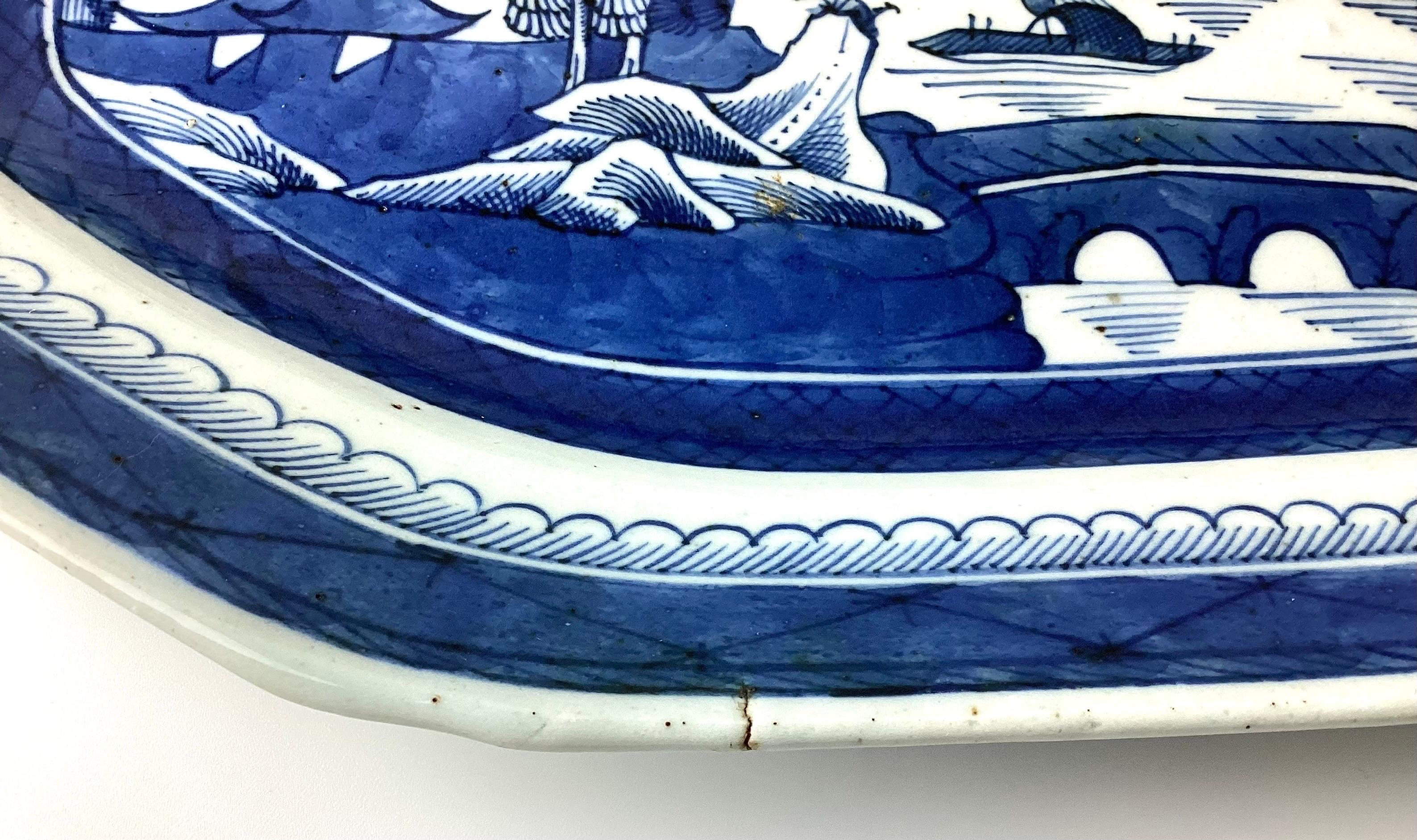 Antique Chinese Canton Porcelain Blue Export Serving Platter In Good Condition For Sale In Lambertville, NJ