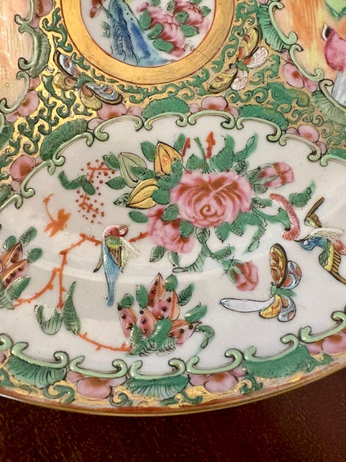 19th Century Antique Chinese Canton Rose Medallion Plate For Sale